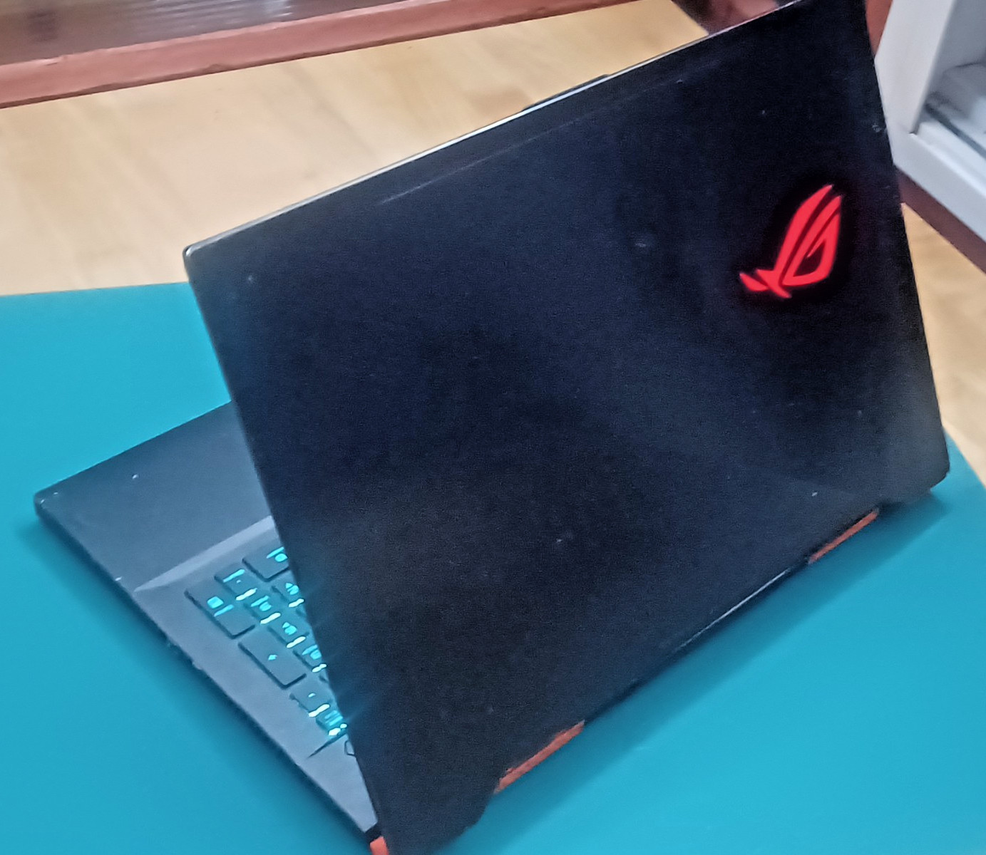 ASUS GU501G, Core i7 8th, GTX 1060, 8 GB RAM, 128 GB SSD, 200 GB HDD, Ubuntu 25