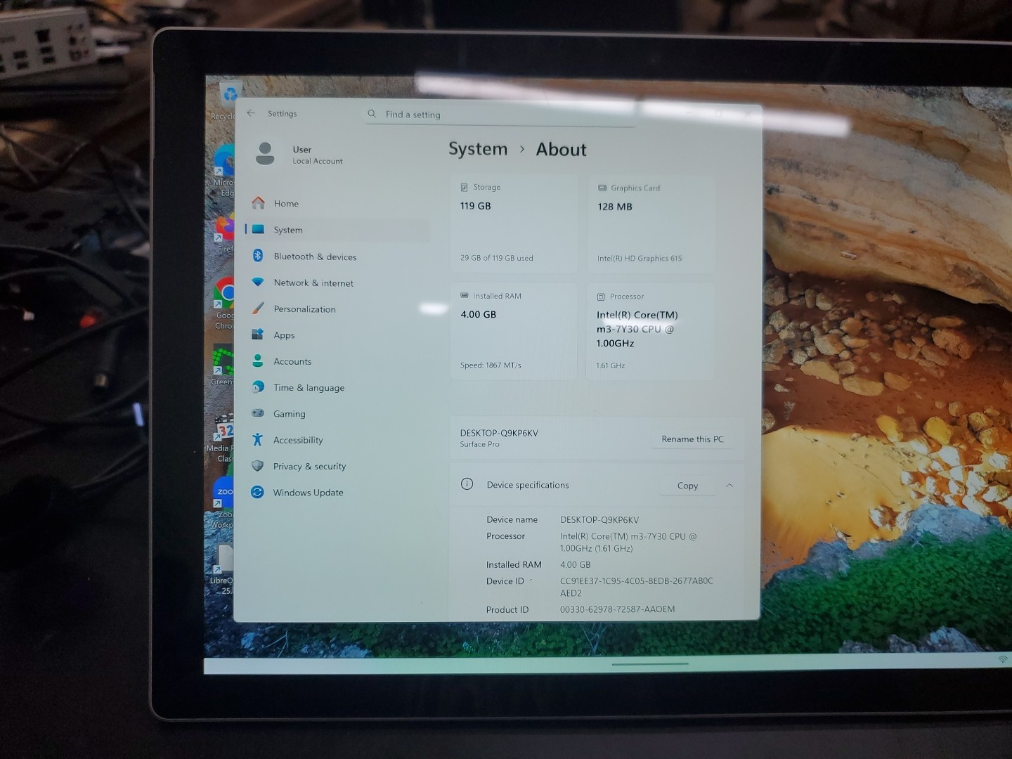Microsoft Surface Pro (M3-7Y30, 4gb RAM 128gb SSD, W11Pro) 111225-5