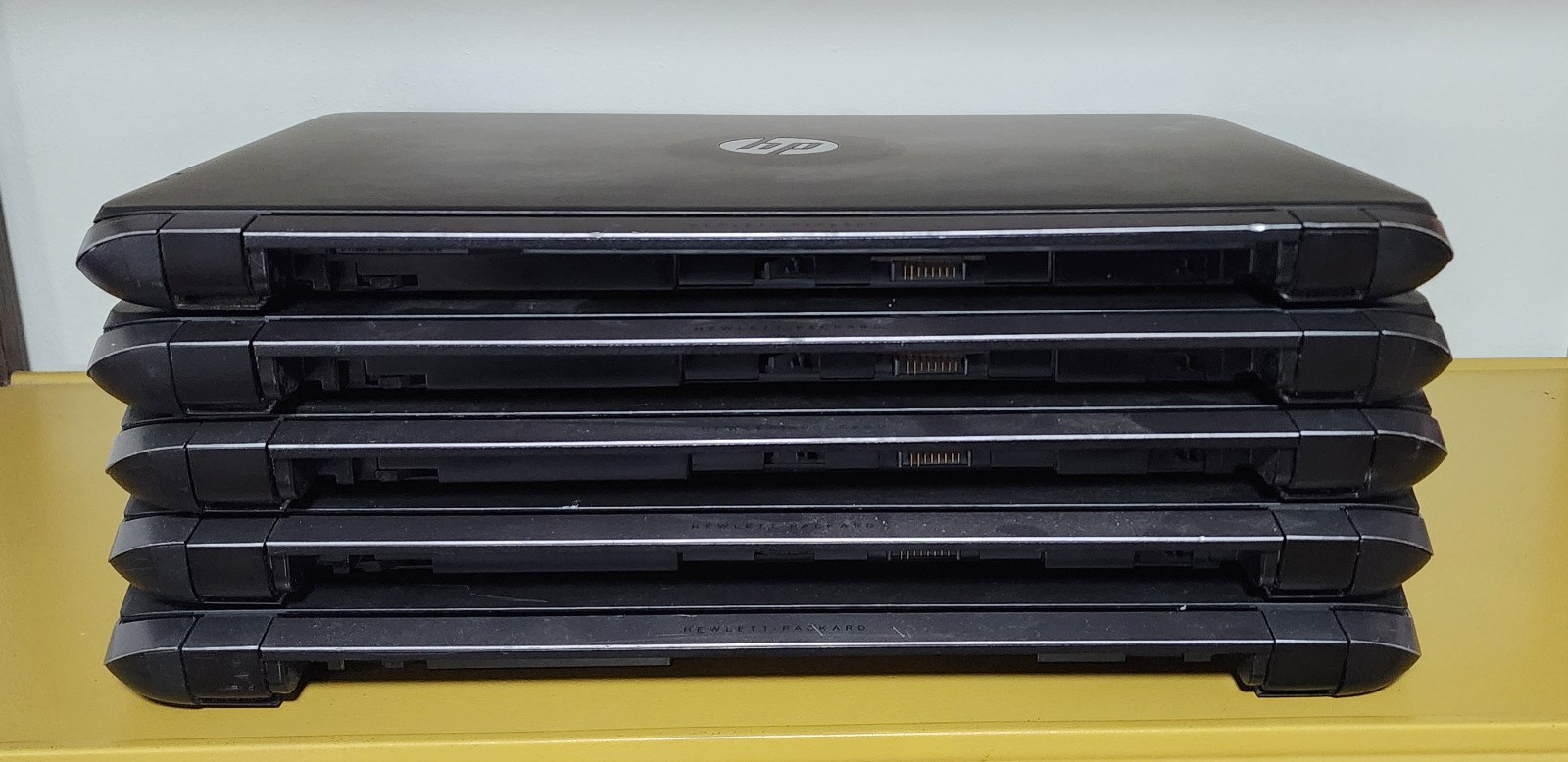 HP Probook 450 G2 Core I3 4005U, 8gb RAM, 240 SSD, No Battery / System / charger