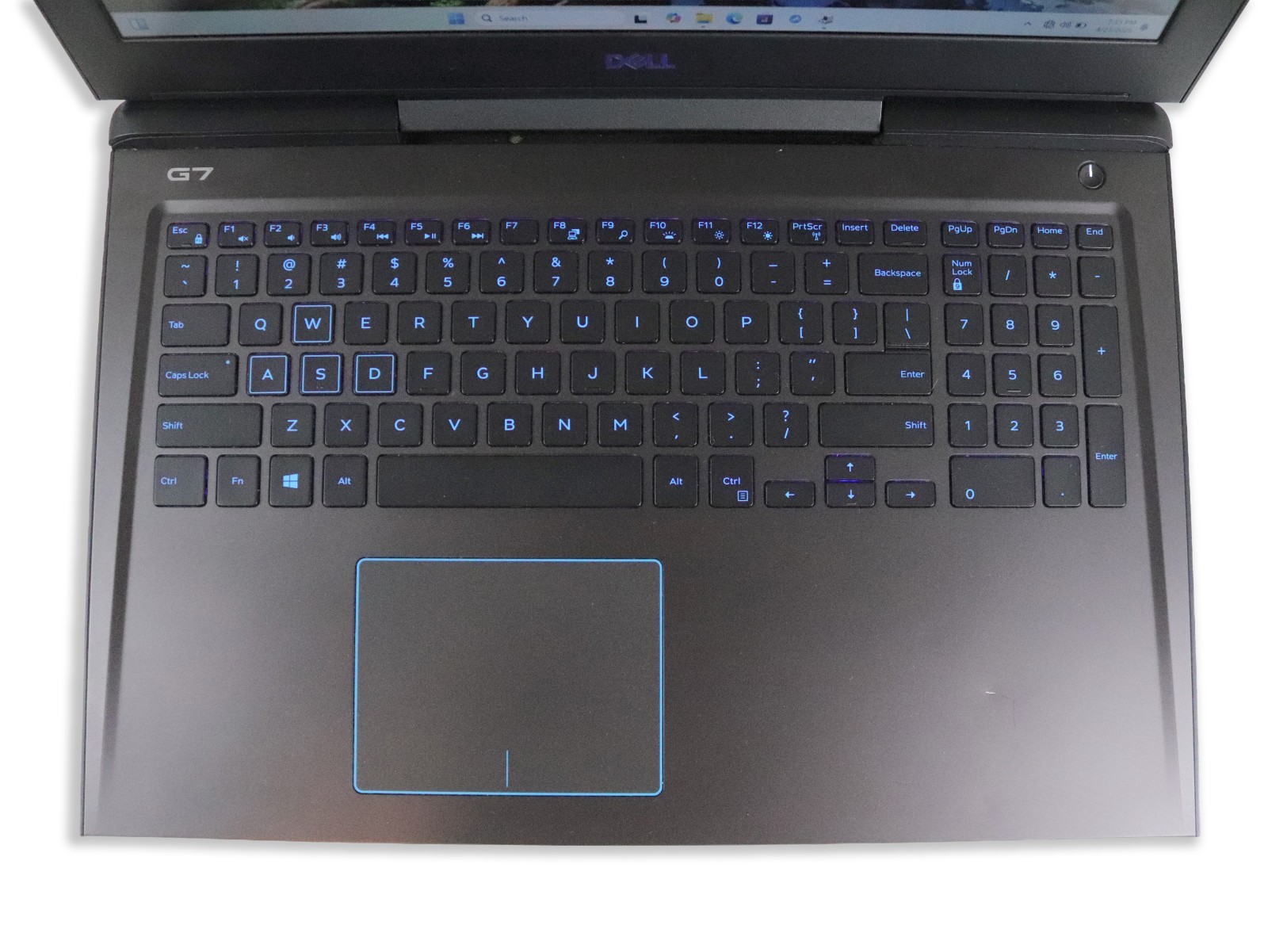 Dell G7 7588 15.6 Intel i7-8750H 16GB DDR4 128GB SSD+1TB HDD NVIDIA GTX 1060