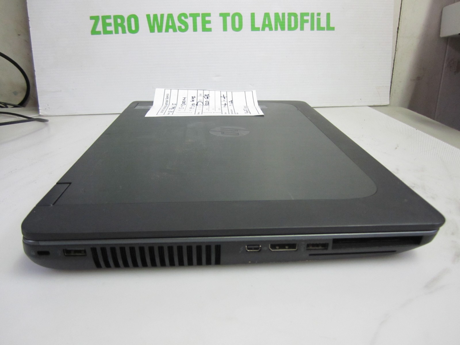 HP ZBook 15 i5-4300M 2.6GHz 16GB 320GB Laptop + AC NO OS STIFF KEYS~