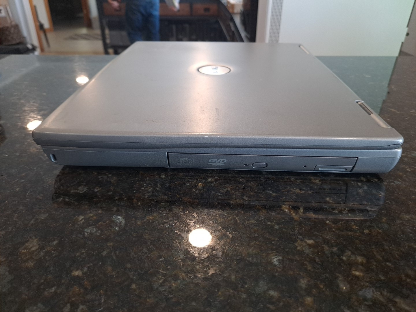Dell Latitude D600 XP Pentium 1.6 GHz 512mb Ram 20 GB Hdd Win XP