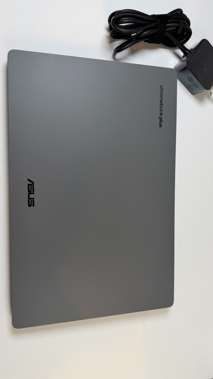 ASUS Chromebook Plus CX 14″ Touchscreen Laptop. Intel Core 3-N355, 256GB,8GB NEW