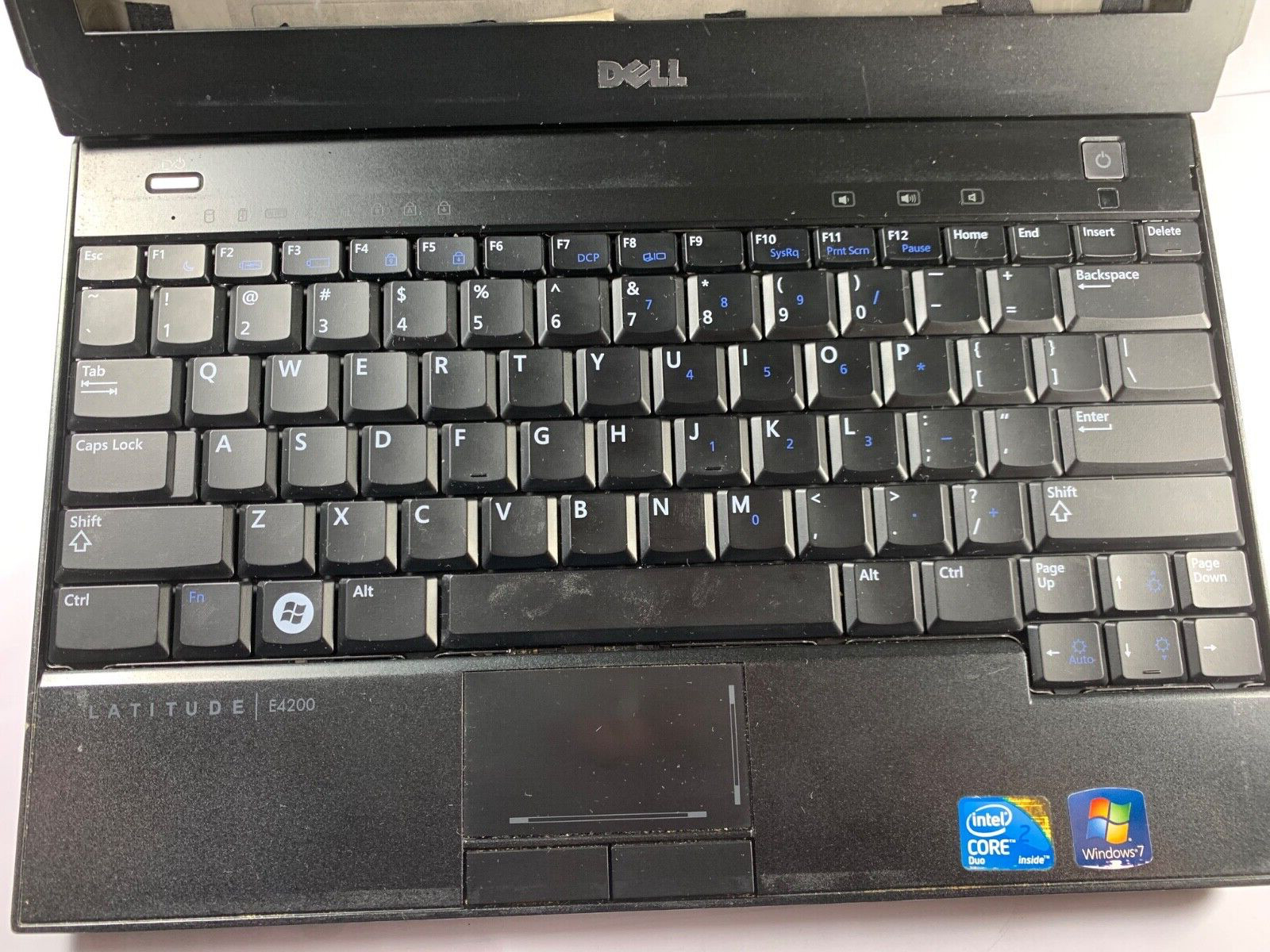 Dell Latitude E4200 12.1″ Laptop Intel Core 2 Duo U9600 1.60GHz 2GB RAM (# 03).