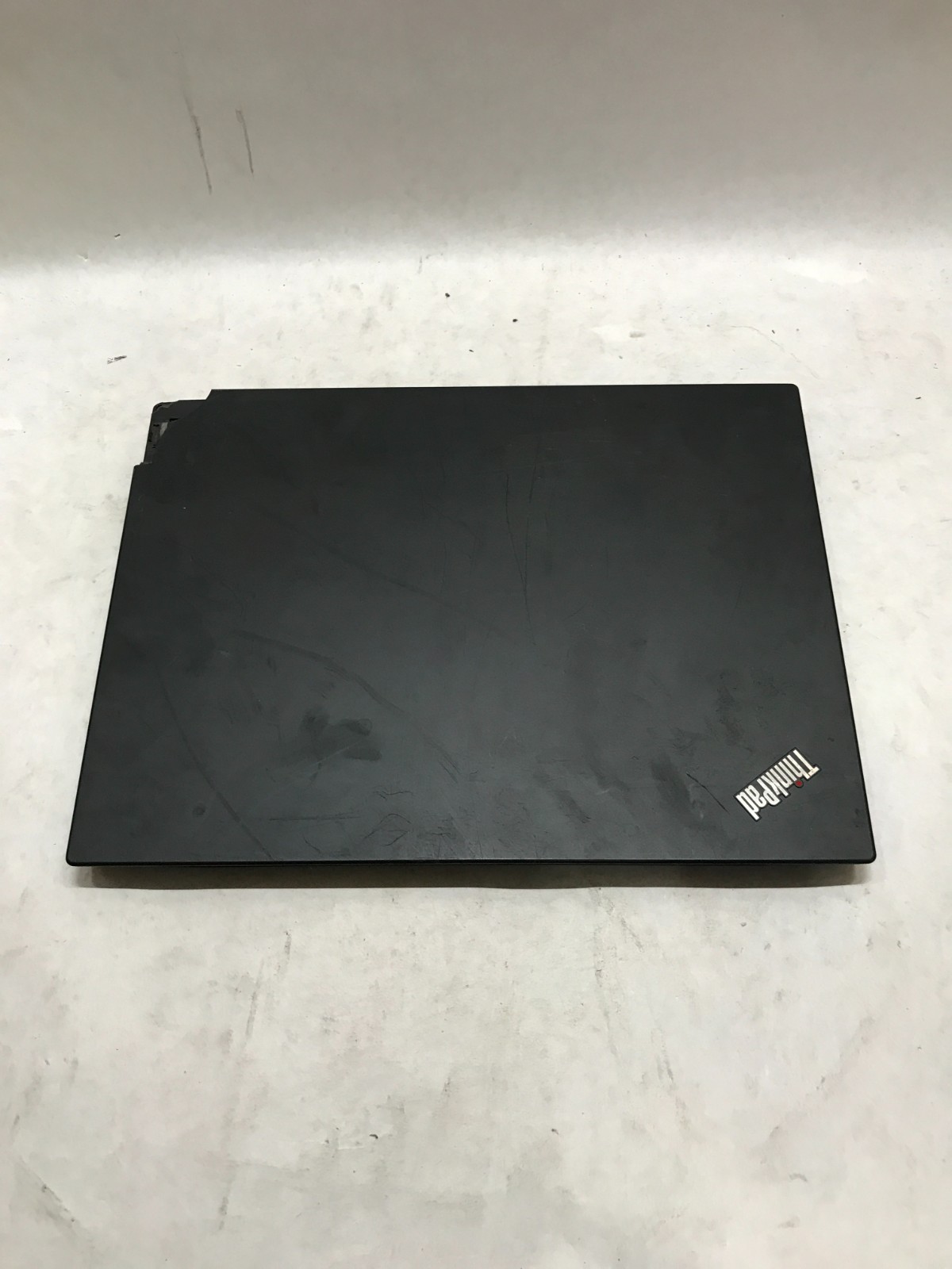 Lenovo ThinkPad E495 14″ AMD Ryzen 7 NO RAM NO SSD/OS For Parts Cracked LCD – DW