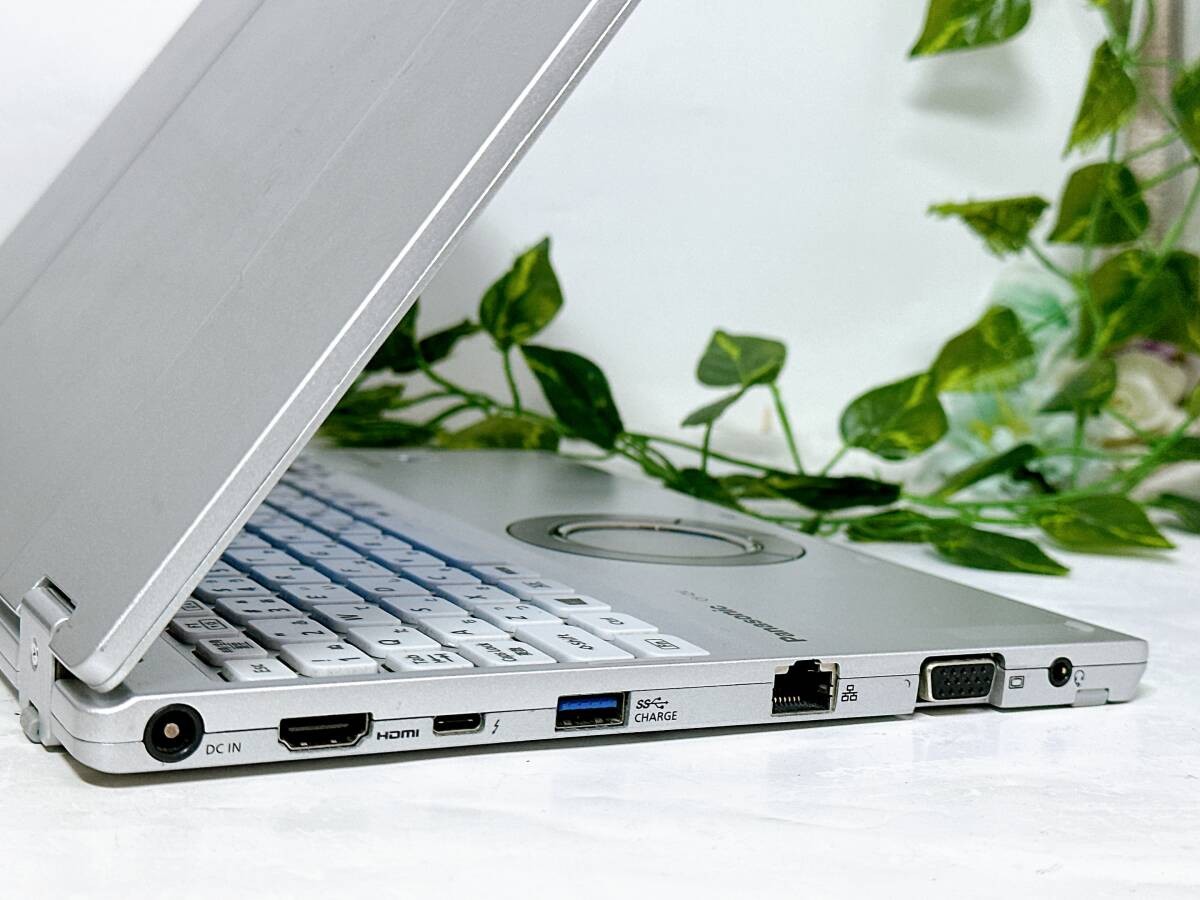 【Good Product】 Panasonic QV9 i7 10th Gen 16GB 512GB 12″ Win 11 From JAPAN