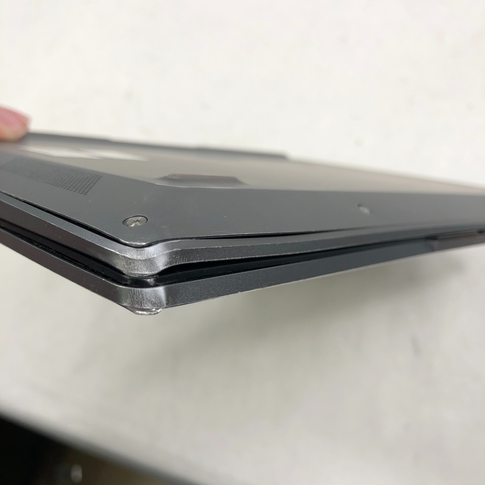 Lenovo ThinkBook 13s G4 IAP 13.3″ i5-1240P 8GB RAM 256GB SSD No OS/AC *READ