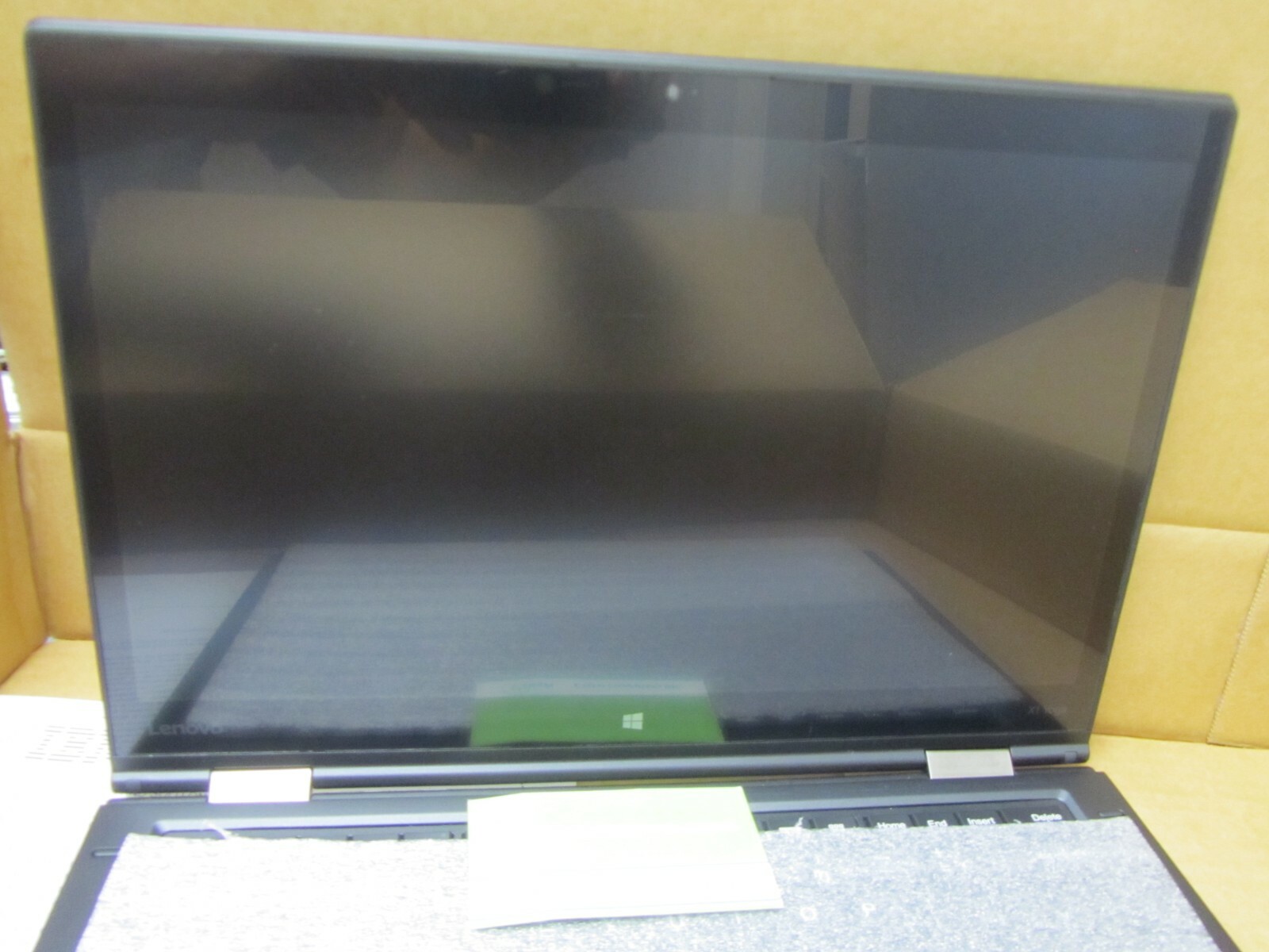 ThinkPad X1 Yoga i5-6300U 8GB RAM 256GB SSD, 14″ WQHD 2560×1440 Touch Screen PEN