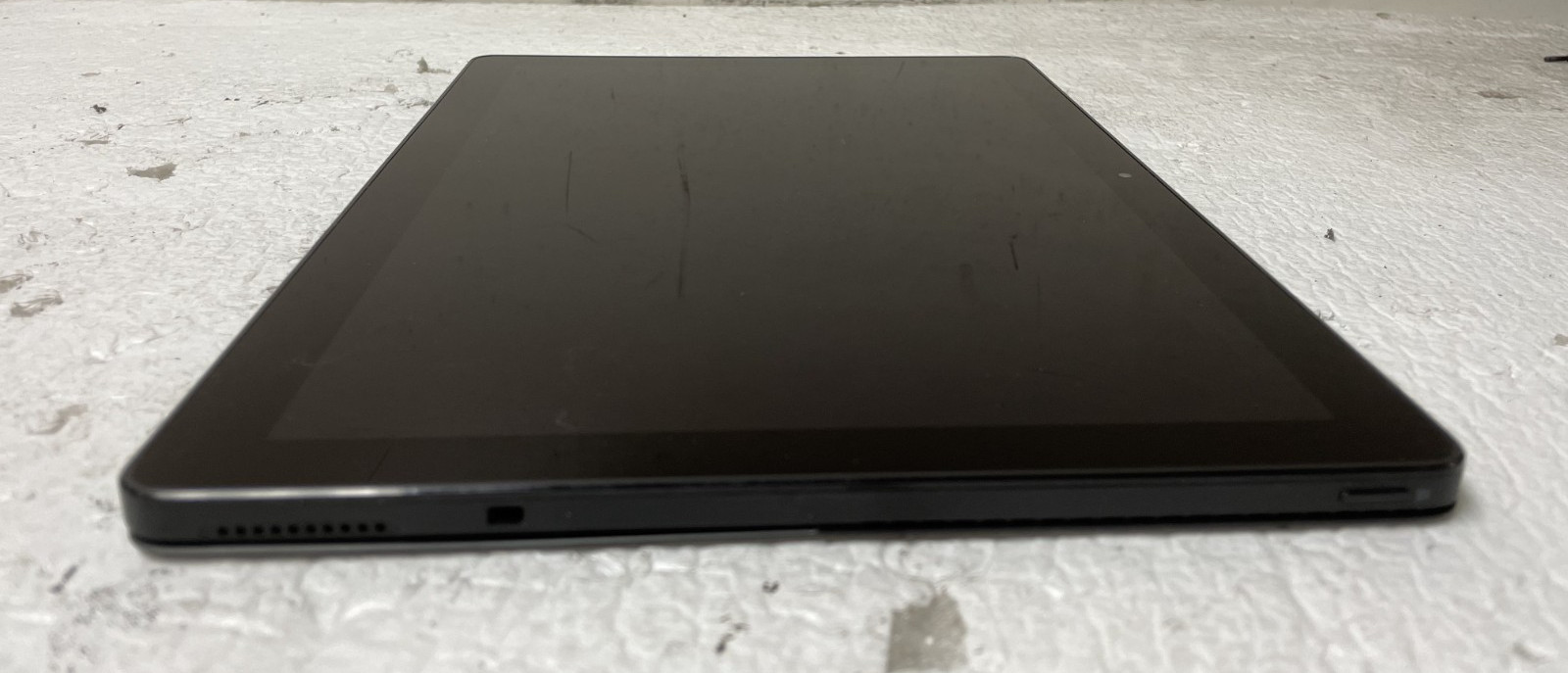 Dell Latitude 5285 Intel i3-7100U @2.40GHz 4GB RAM 128GB SSD Win10Pro NoKeyboard