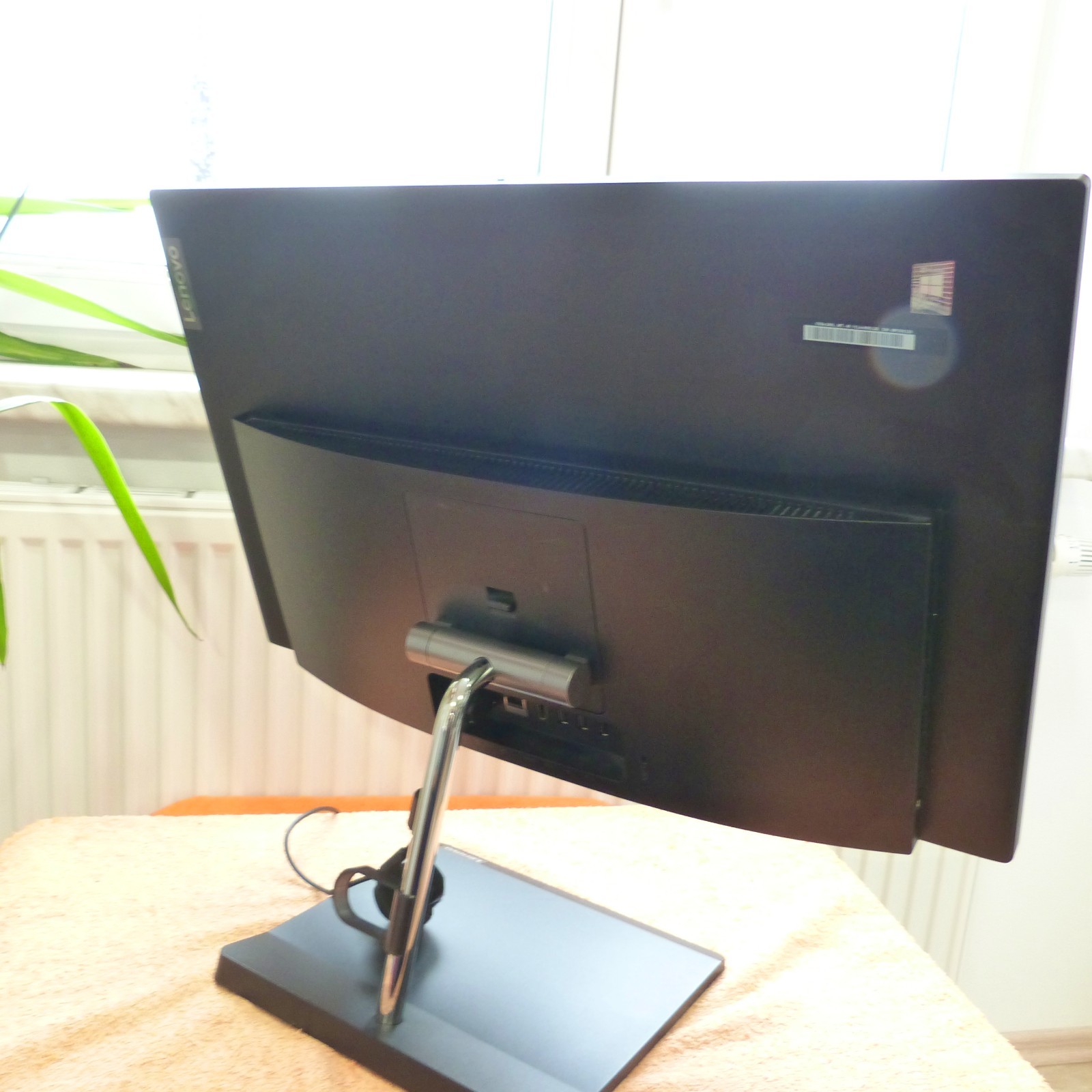 ALL IN ONE PC Lenovo V30a 24″ FULLHD l SSD Windows 11 PRO I Intel 10GEN AIO