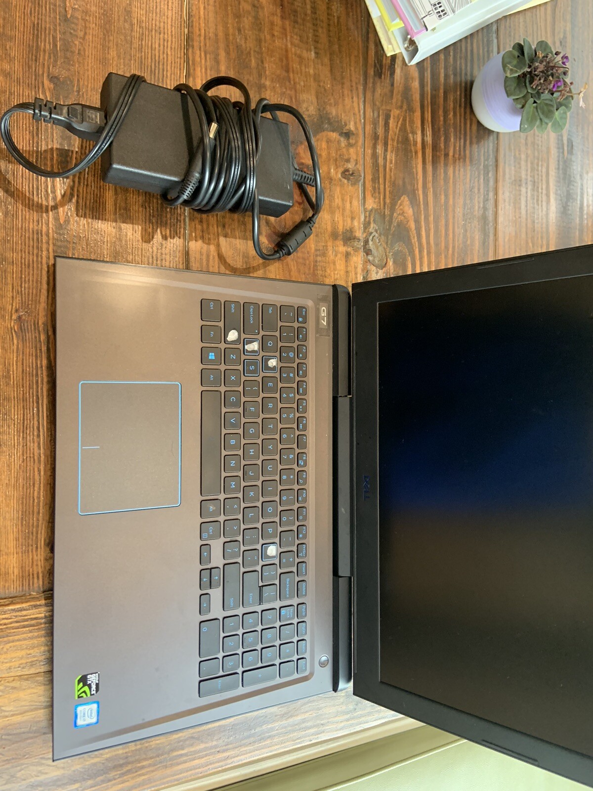 Dell G7 7588 15.6″ (256GB SSD, Intel Core i7-8750H, 2.20GHz, 8GB RAM, NVIDIA…