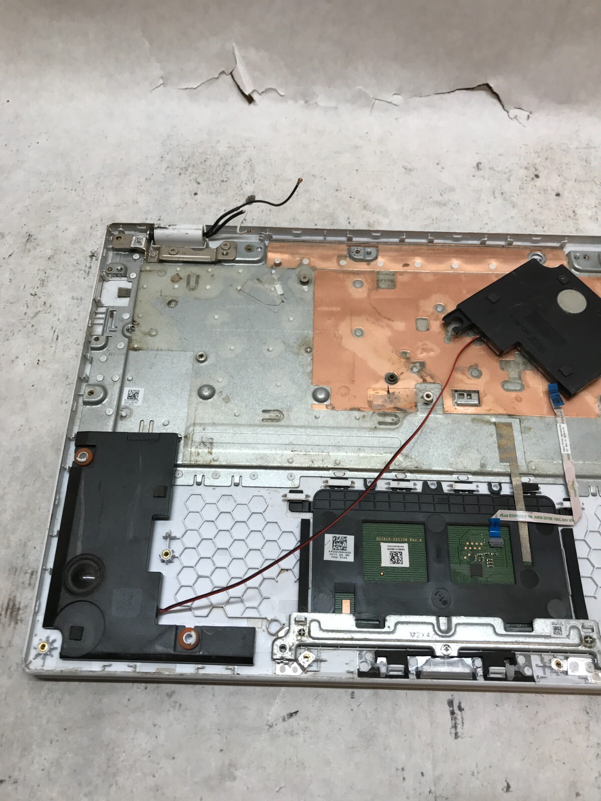 Asus ImagineBook 14” MJ401TA-BM3N5 Chassis+Display NO MOTHERBOARD For Parts – DW