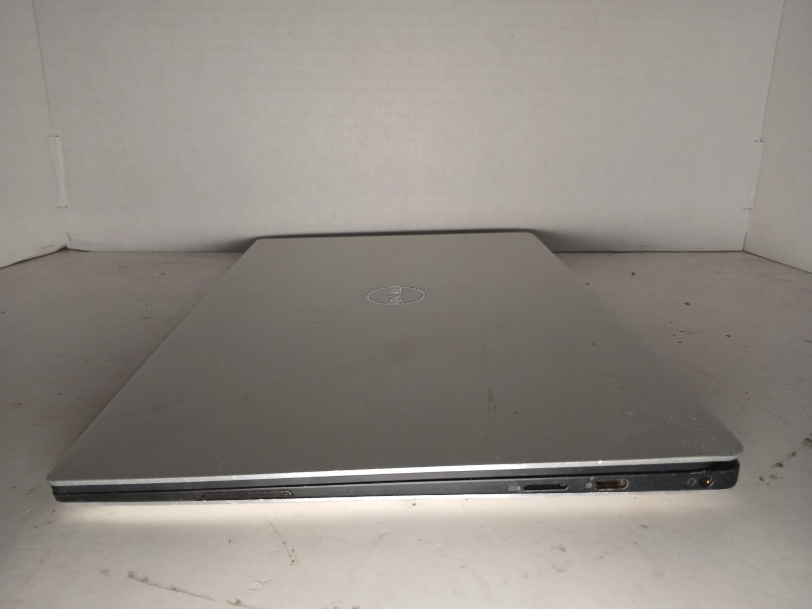 Dell XPS 13 9380 Laptop Core i5-8265U 1.60GHz 8GB RAM No SSD/OS! #97