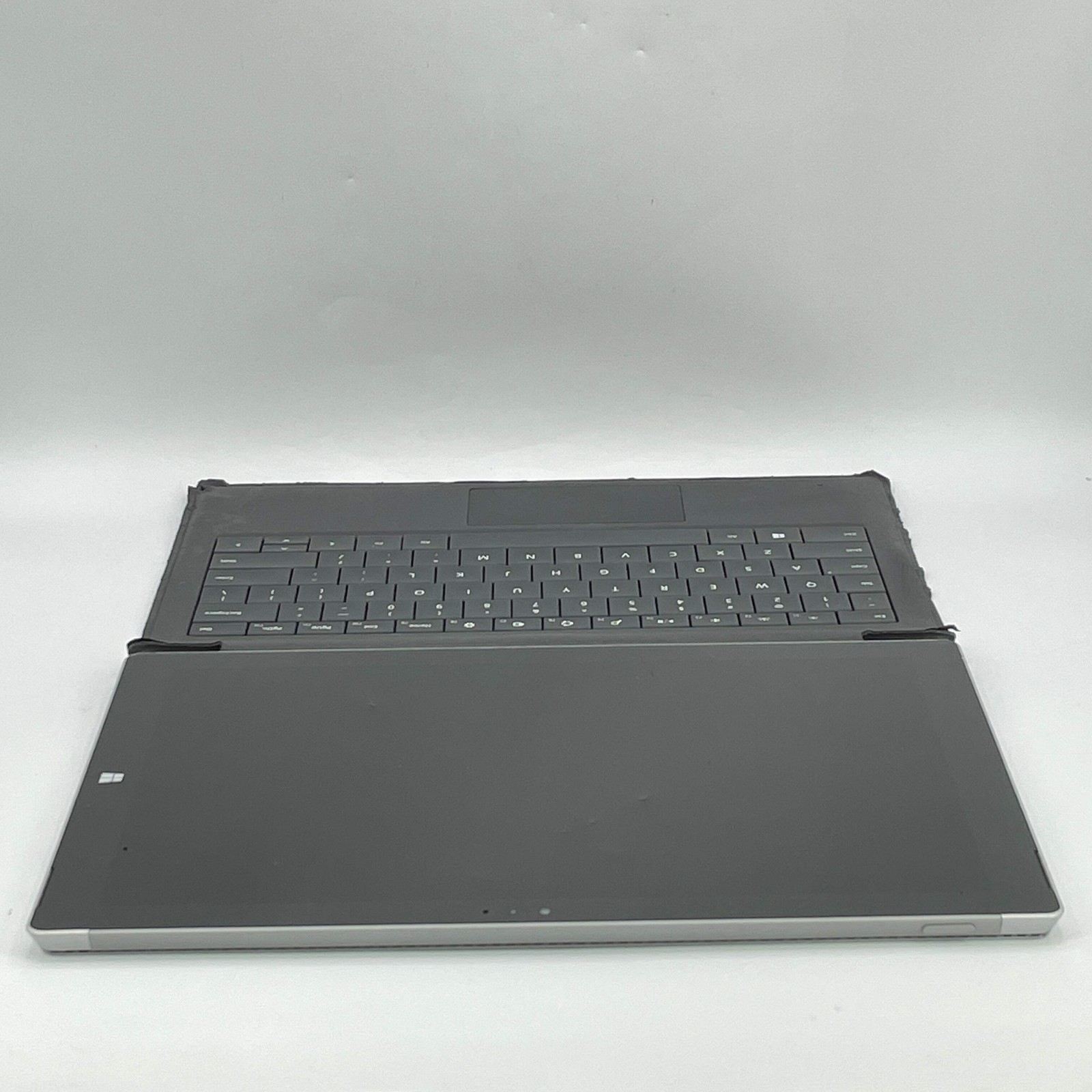 Broken Microsoft Surface Pro 3 1631 12″ i7-4650U 2.3GHz 8GB RAM 512GB SSD Read
