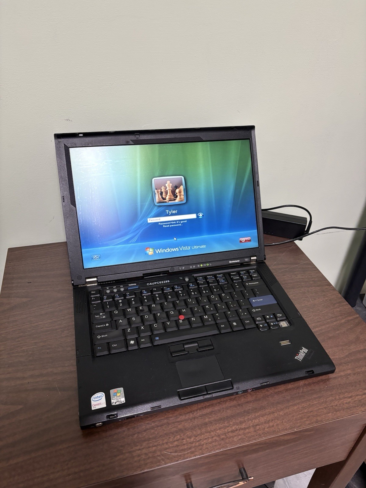 Lenovo Thinkpad T61 Powers On Untested