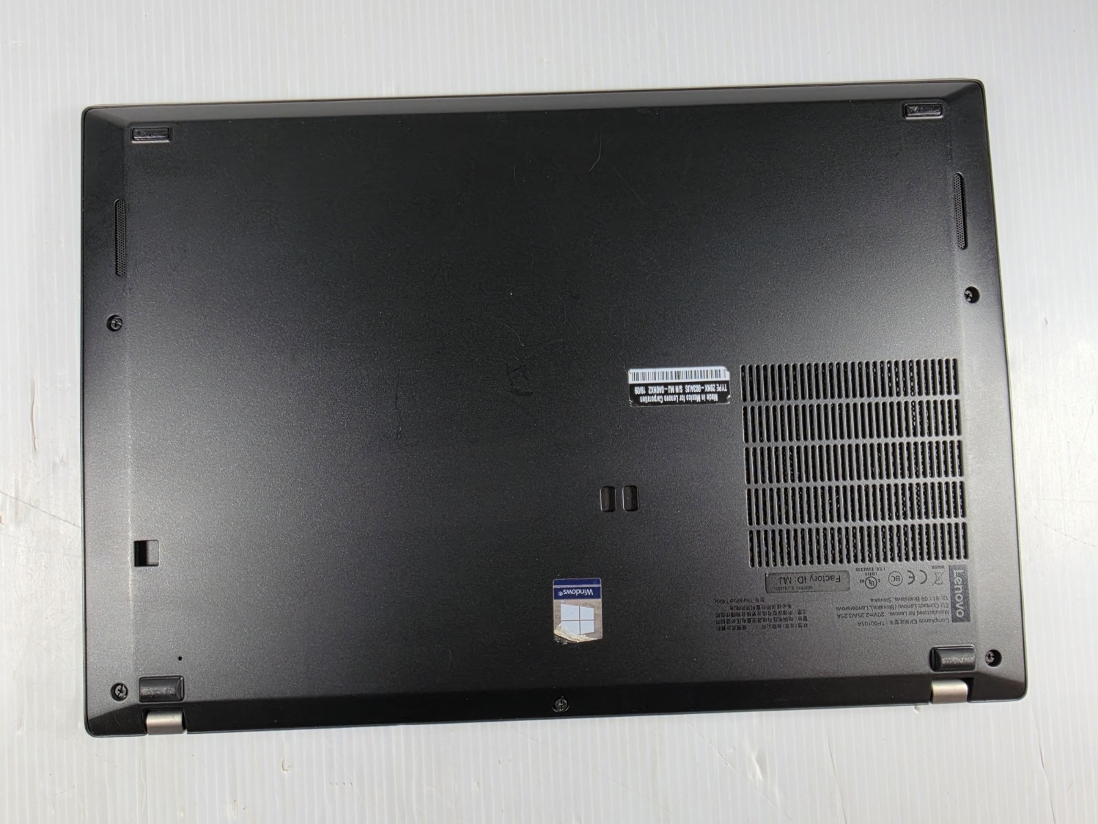 Lenovo ThinkPad T490s 14″ | i5-8365U | 8GB RAM | 256GB SSD | Win 11 | Laptop