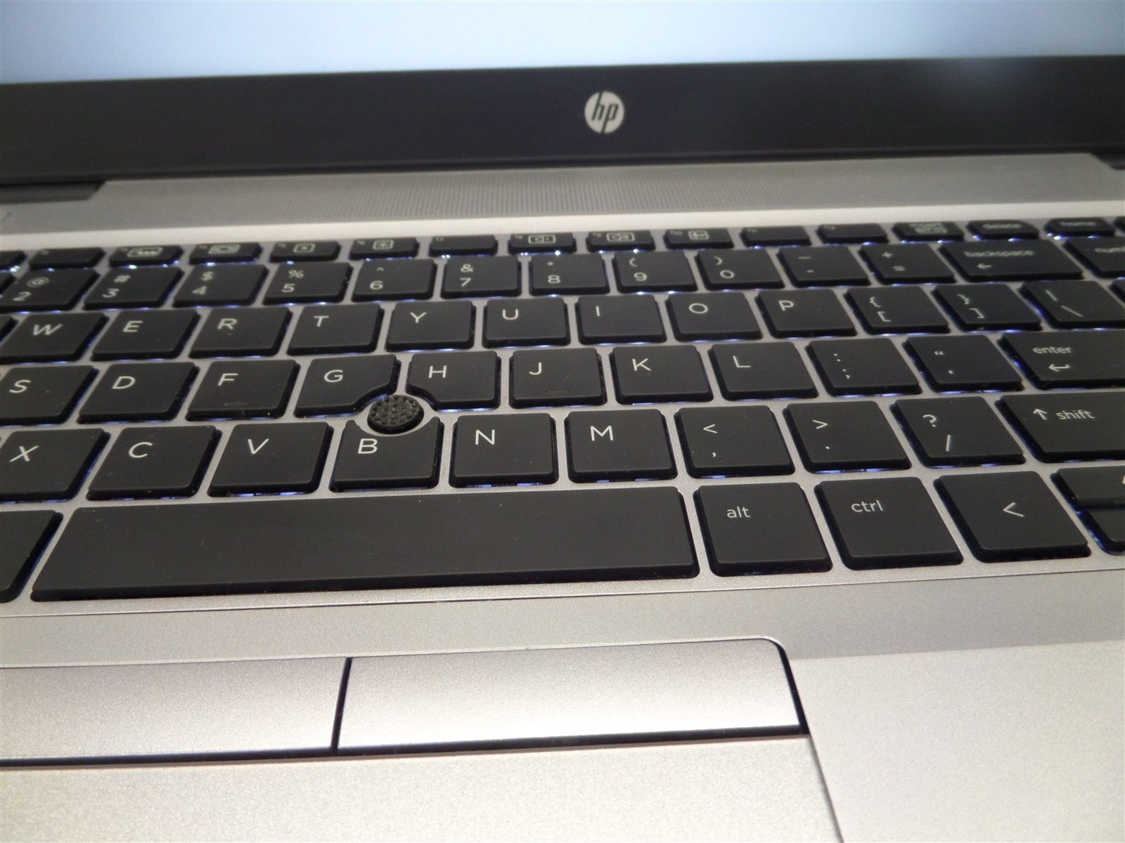 HP EliteBook 850 G3 15.6″ w/ i5-6300U 2.4GHz CPU 8GB RAM – No HDD/OS, Bad Batt.