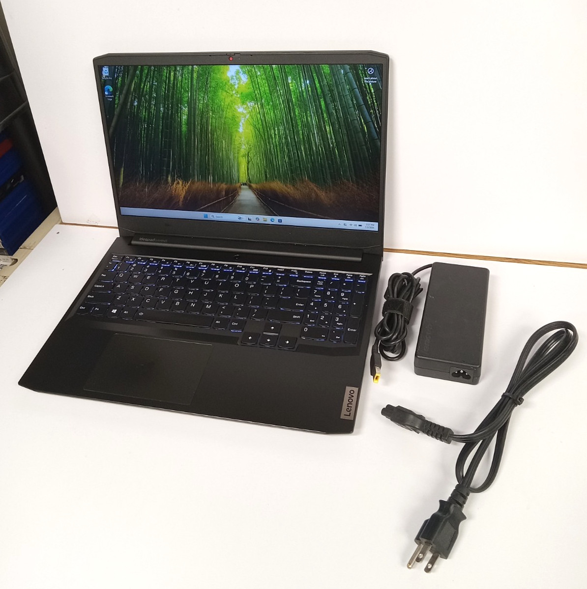 Lenovo IdeaPad Gaming 3 15ACH6 15.6″ (512GB SSD, Ryzen 5, 8GB RAM) – FF, *COND*