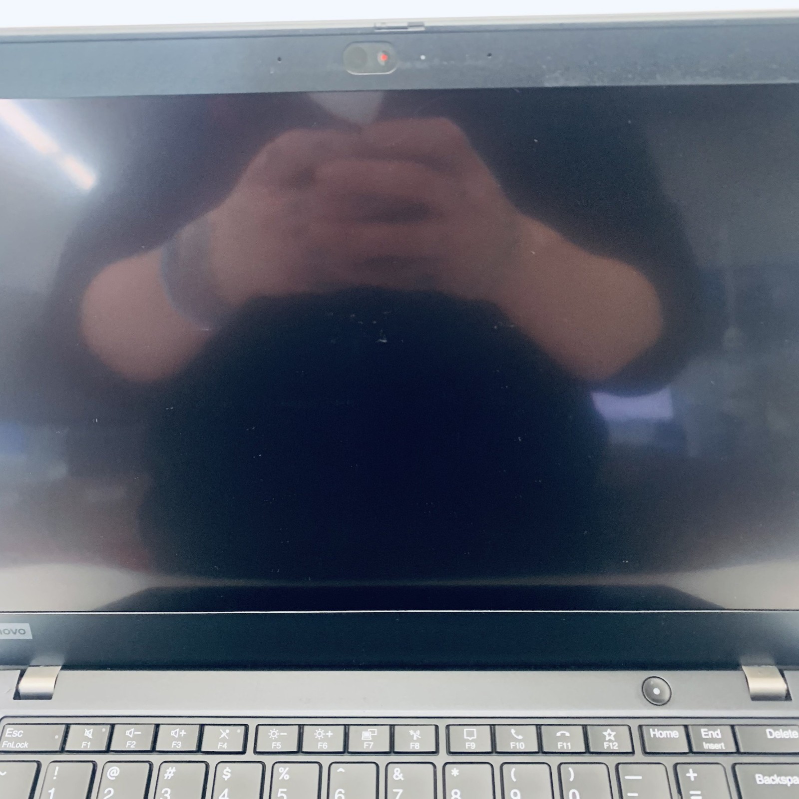 Lenovo ThinkPad X13 Gen 1 (13.3″) Core i7-10610U, 256GB SSD, 16GB RAM *READ*