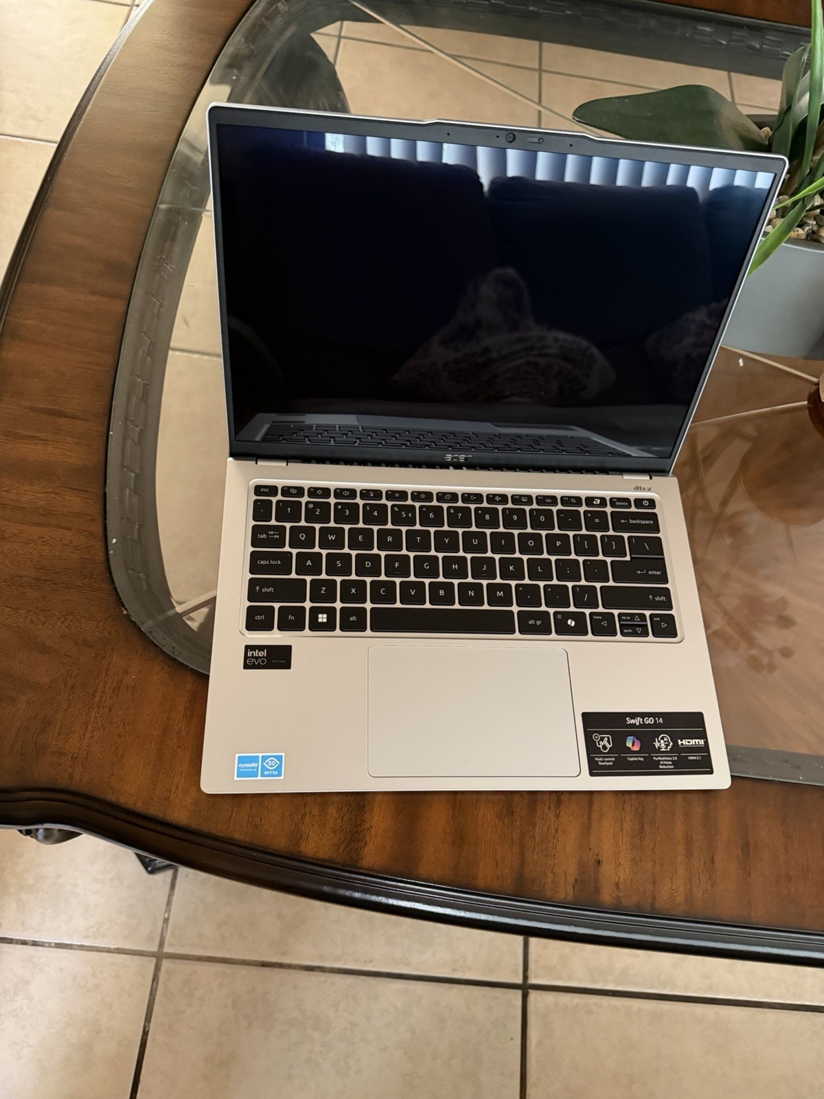 acer Swift Go 14 Intel Evo Thin & Light Laptop | 14″ OLED 2880 x 1800