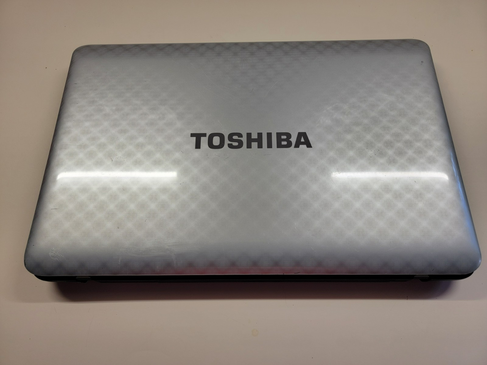 Toshiba L755-S5246, i5-2450M 8 GB RAM 480GB SSD 15.7 ” WIN 11 PRO Office 2024