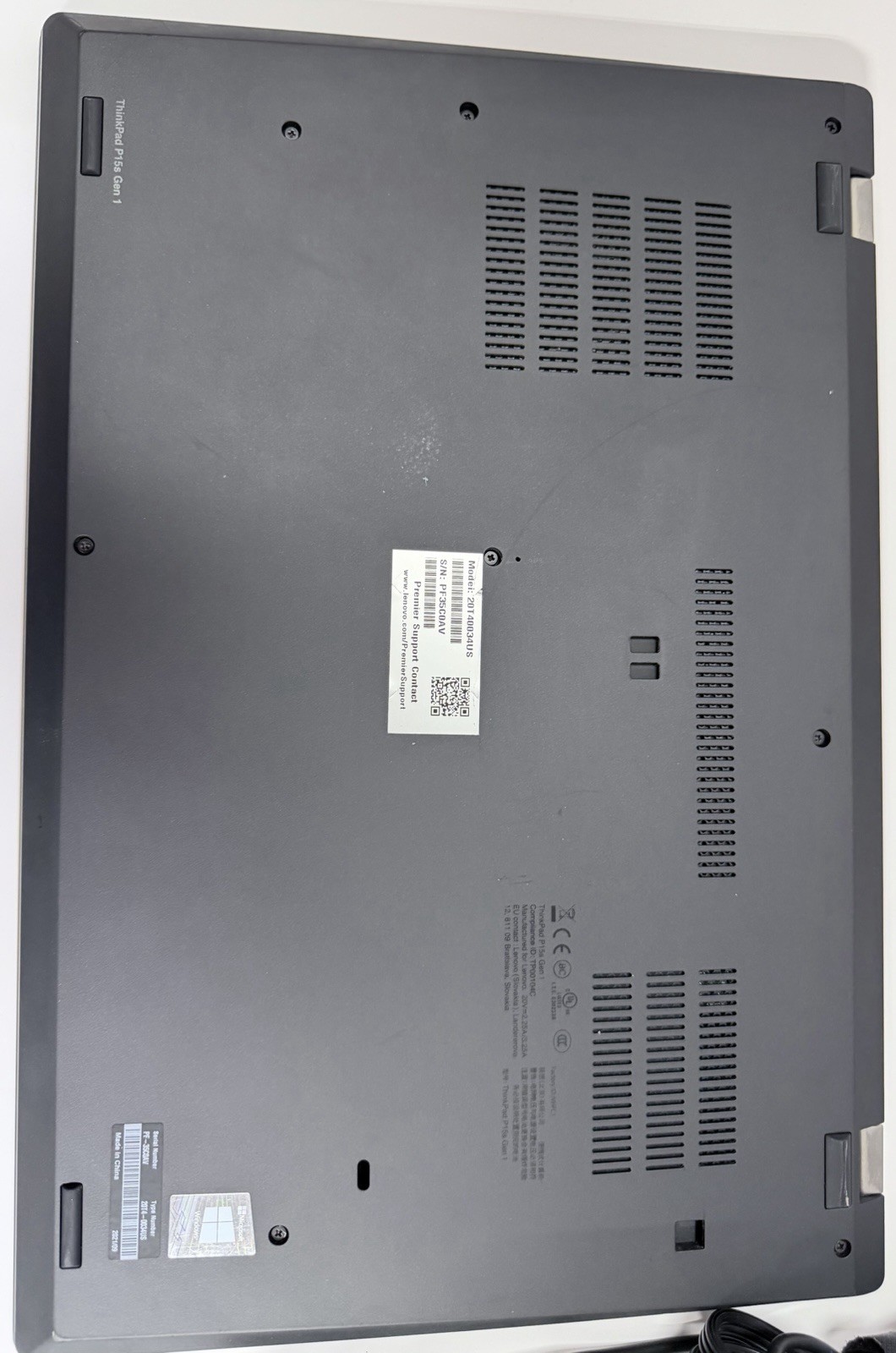 Lenovo ThinkPad P15s Gen 1 i7-10th Gen 16GB 512GB NVMe Windows 11 Pro