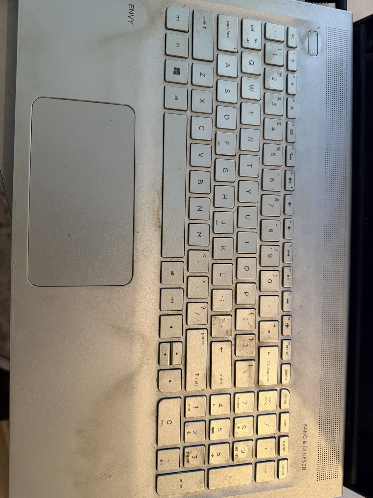 HP ENVY m6-p113dx 17″ Laptop Intel Core i7 5th Gen Silver Windows 10 Used