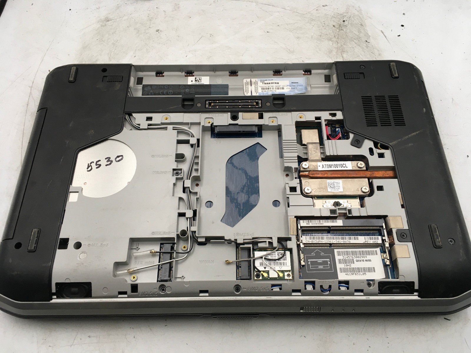 DELL LATITUDE E5530 – FOR PARTS/NO BOOT – INTEL I5 – NO RAM -READ DESCRIPTION-BB
