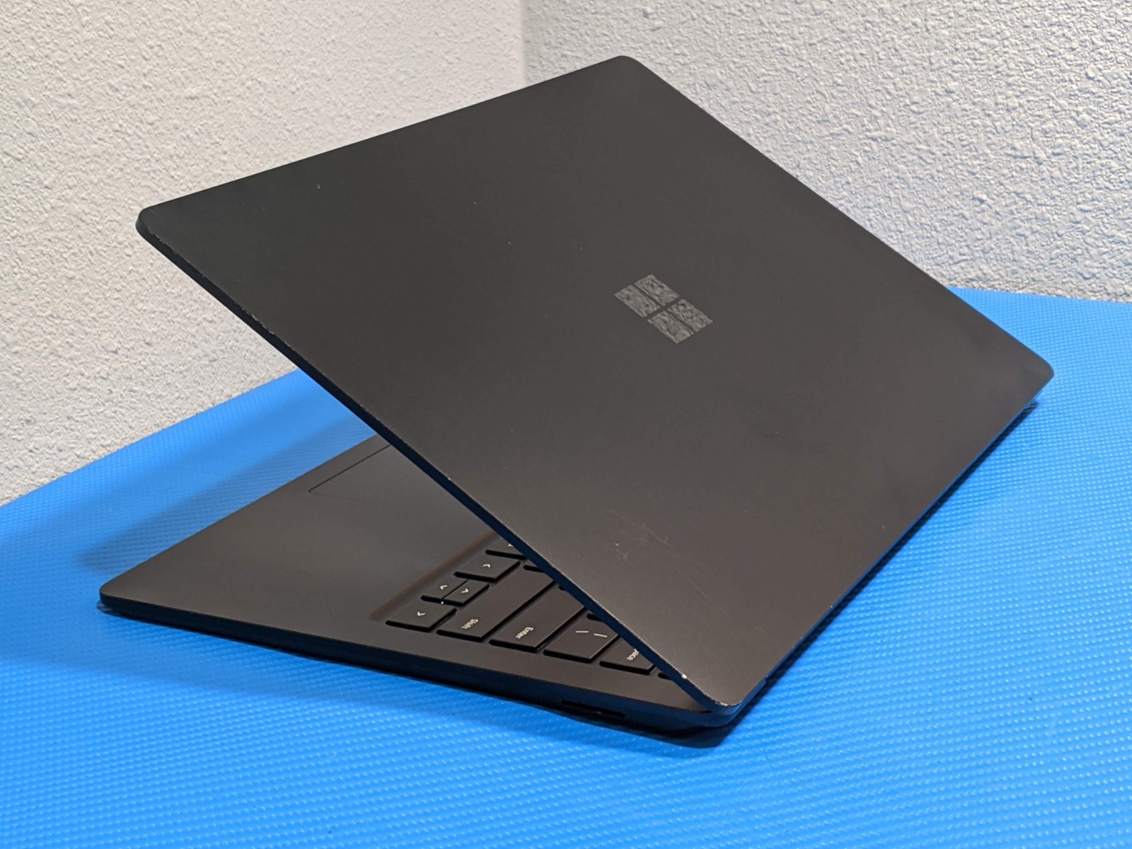 MS Surface Laptop 3 1867:1868 13.5″ 2256×1504 TOUCH i7-10 1.3GHz 16GB 256GB +PA