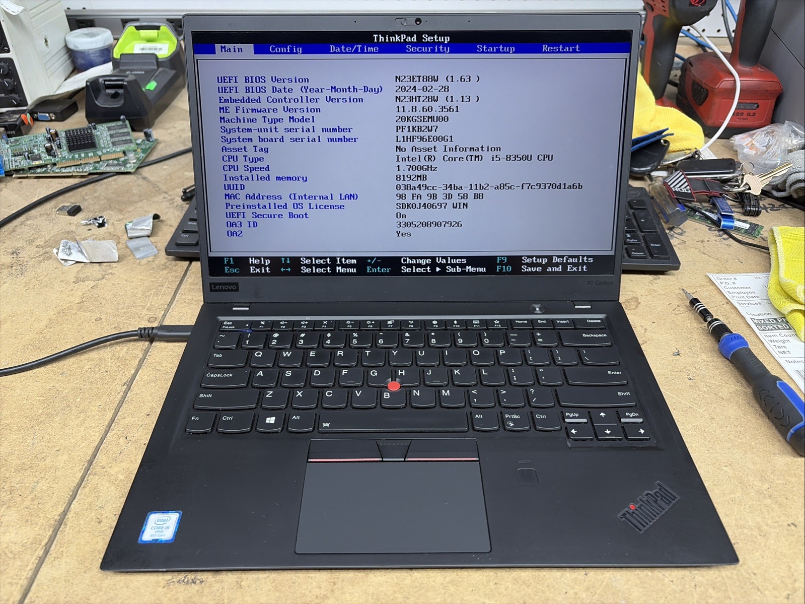 Lenovo X1 Carbon 6th Gen 14″ FHD i5-8350U 8GB RAM No OS/SSD