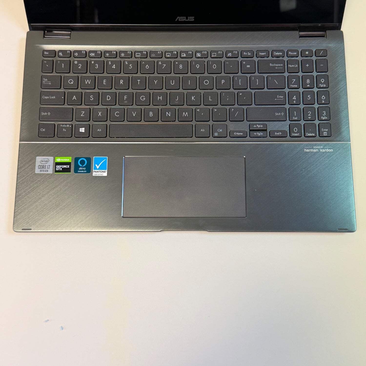 Asus Zenbook Flip 15 UX563FD 15.6″ i7-10510U 16GB RAM 1TB SSD GeForce GTX 1050