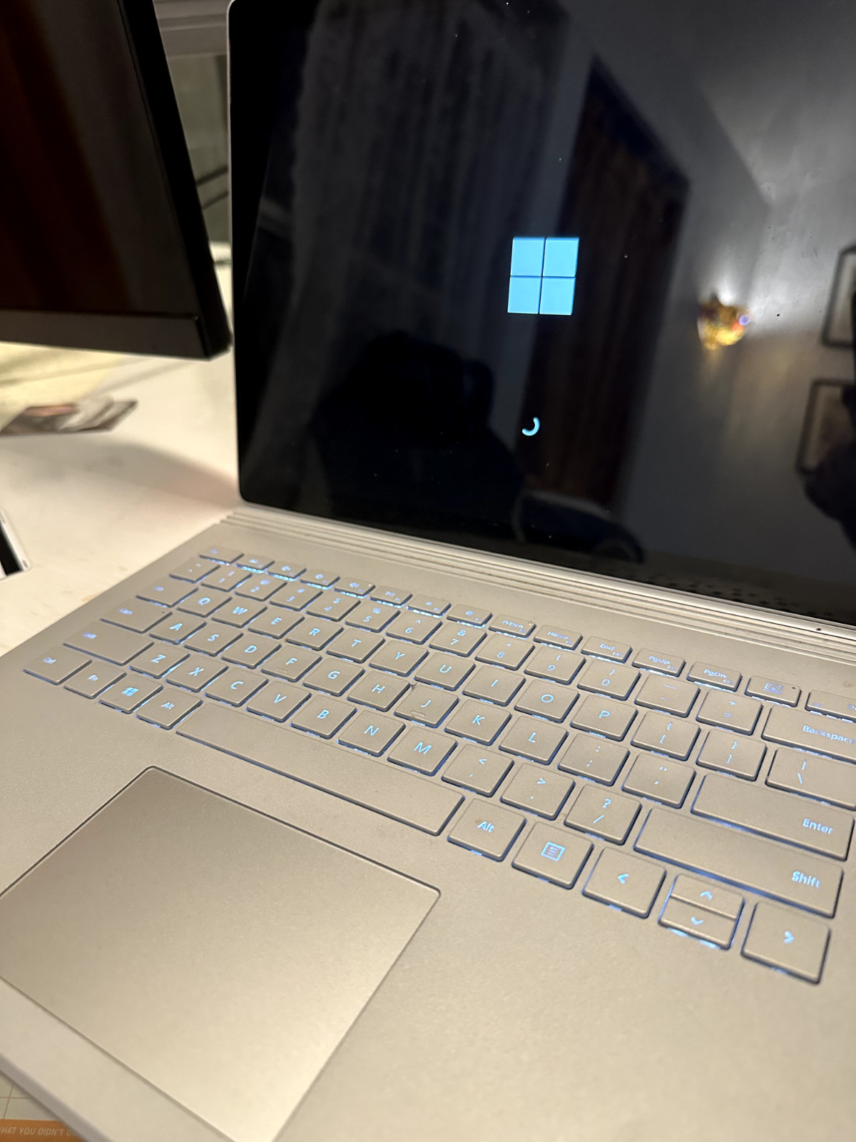 Microsoft Surface Book 3 13.5″ (256GB SSD, Intel Core i5 10th Gen., 3.70 GHz,…