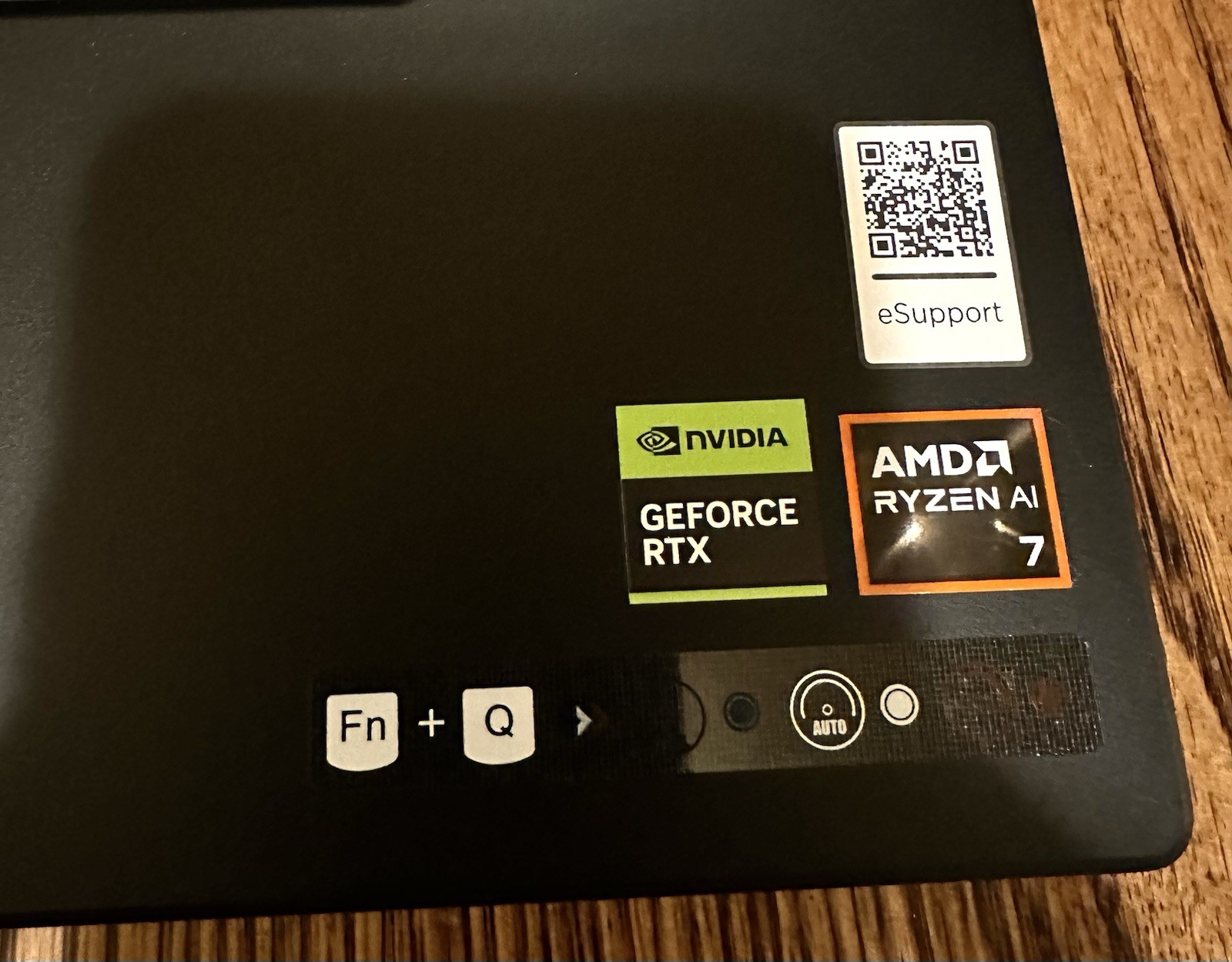 Legion 5 15AKP10 Gaming Laptop AMD Ryzen AI 7 350 W/Radeon 860M Nvidia RTX 5070