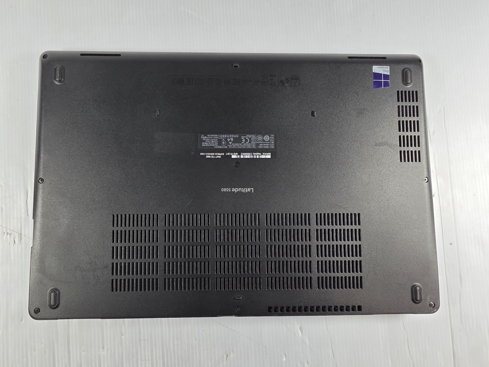 DELL Latitude 5580 15.6″ Intel i5 i5-6200U 16GB RAM 128GB SSD Windows 11