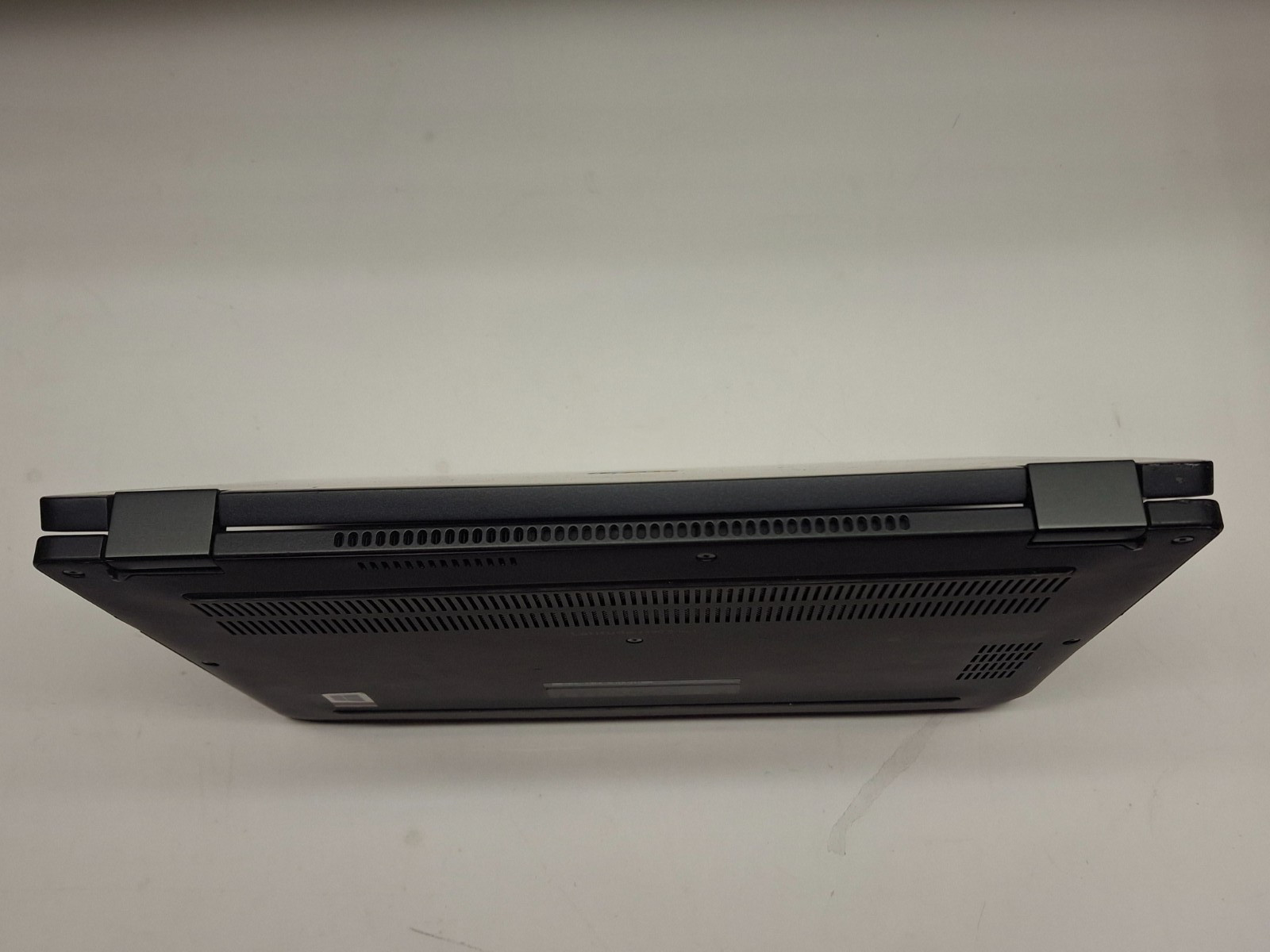 Dell Latitude 7390 2‑in‑1 Touchscreen i5‑8350U 8GB 256GB SSD Wifi Win11 Pro