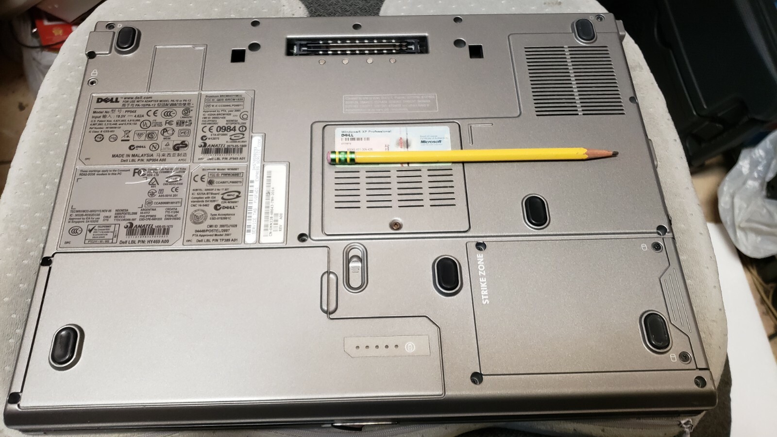 Dell Latitude D830 Intel 1.80Ghz/2.5GB/120GB HD/Nvidia/Wifi/Bluetooth/WinXPPro