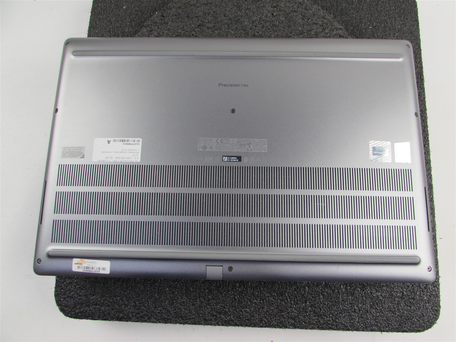 DELL PRECISION 7760 1920X1080 I7-11850H 1TB 32GB NVIDIA RTX A4000 WIN 11 PRO