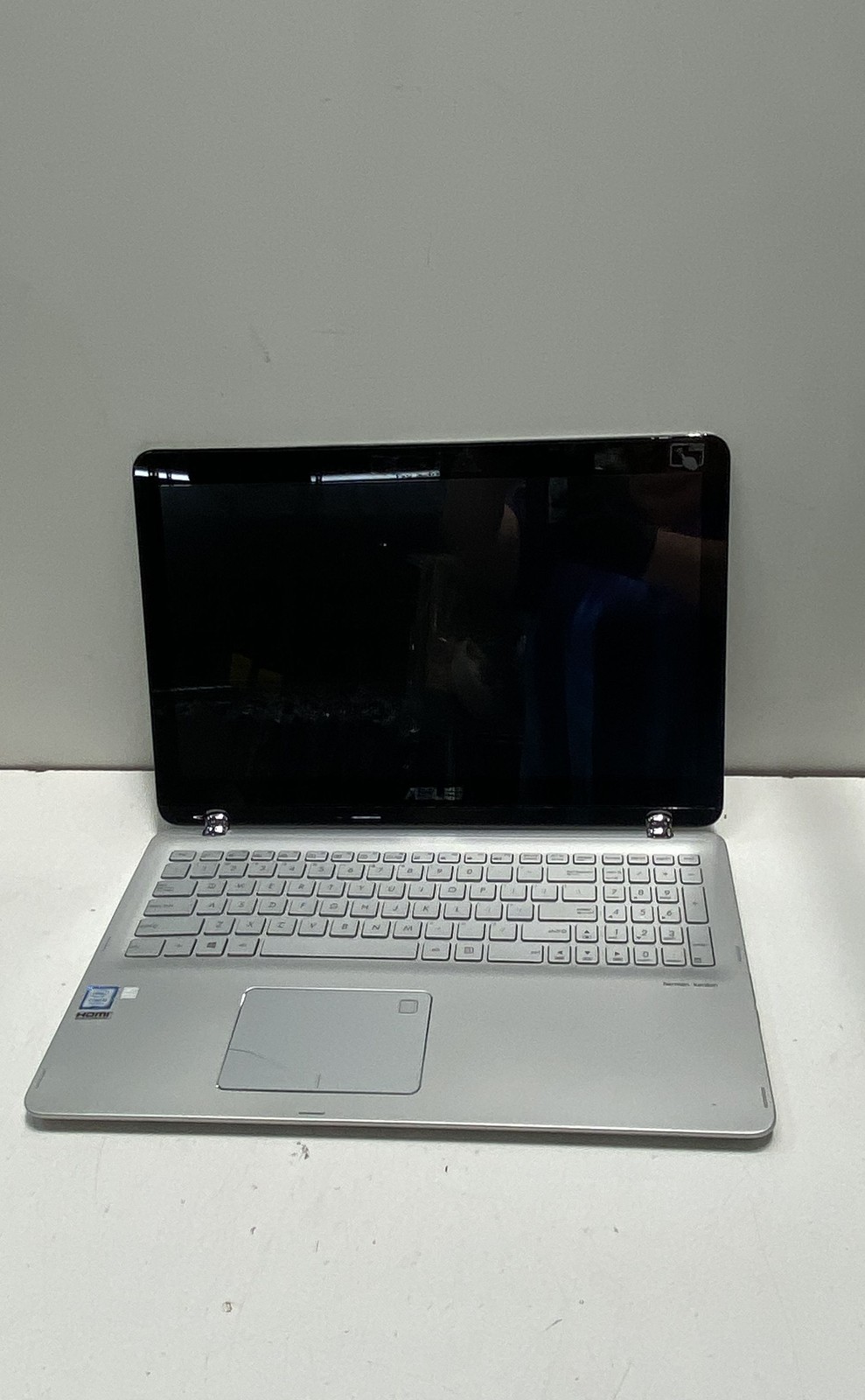 ASUS Q504U 15.6″ Touchscreen Laptop Intel Core i5 Windows 10 Factory Reset