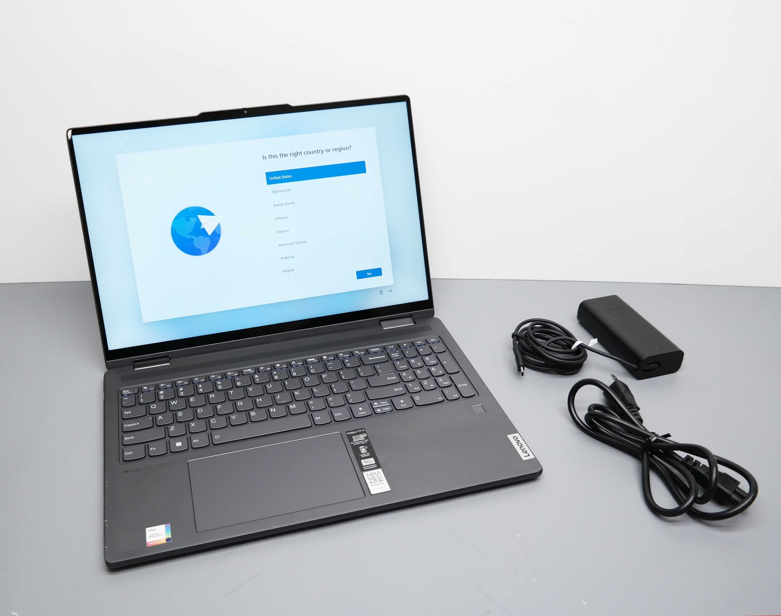 Lenovo Yoga 7 16IRL8 16″ Core i5-1335U 1.3GHz 8GB RAM 512GB SSD