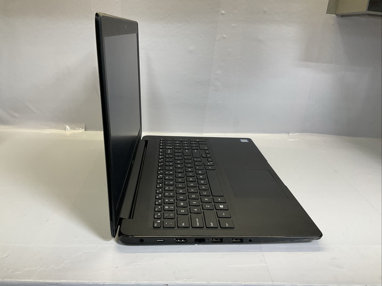 Dell Latitude 3500/ 15.6-inch/ i5-8th Gen/ 16GB RAM/ 128GB SSD/W11 Pro/AC(133F)