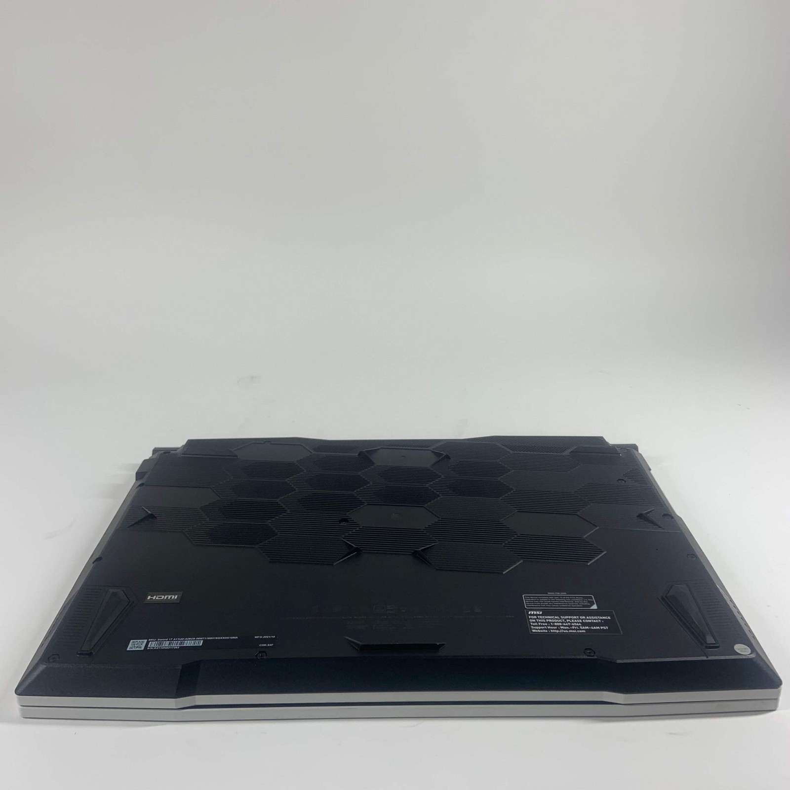 MSI Sword 17 17.3″ i7-11800H 2.3GHz 16GB RAM 500GB SSD GeForce RTX 3050 Ti