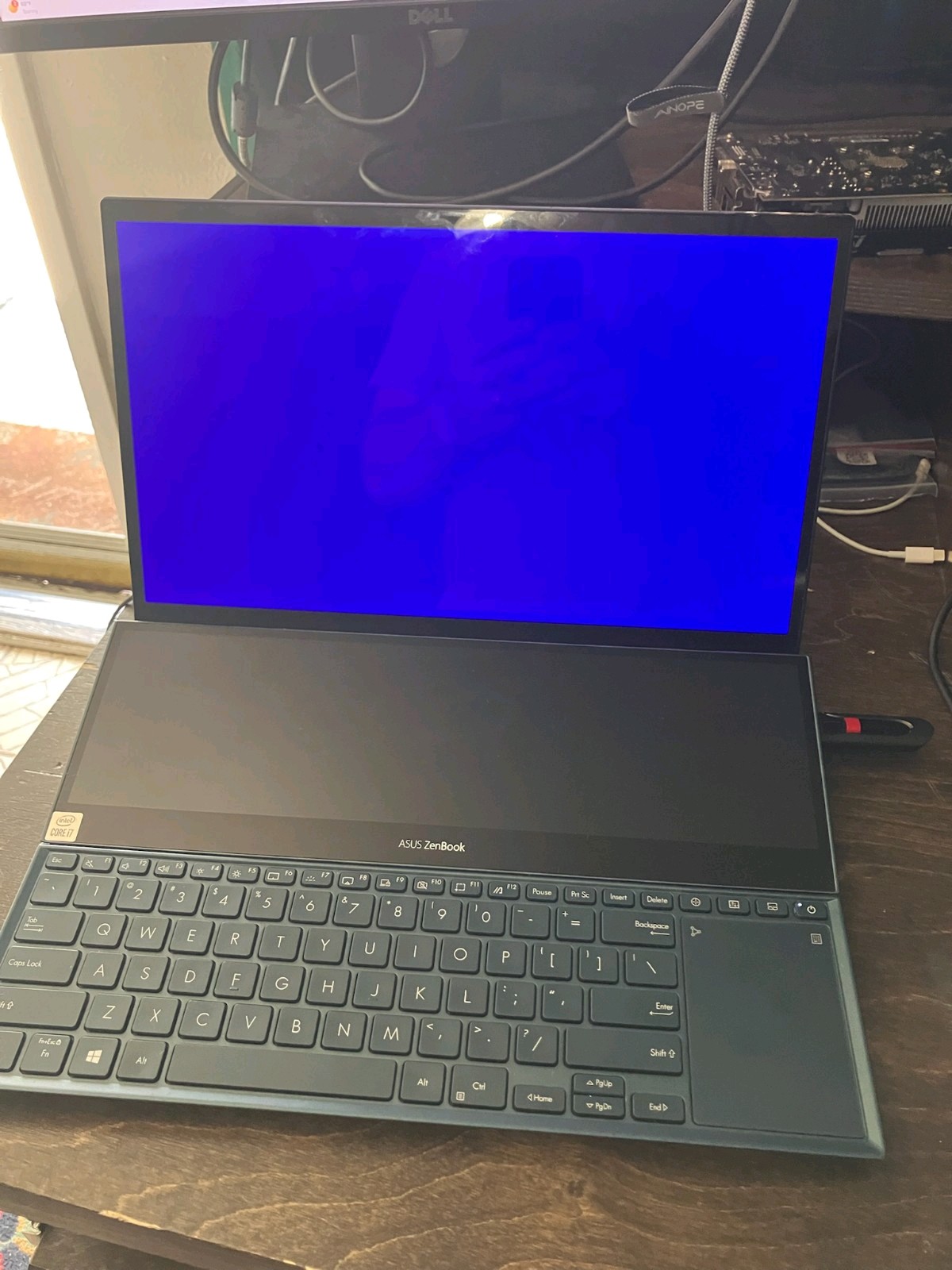 ASUS Zenbook Pro Duo (4K 15.6″ OLED, i7-12700H, 16GB RAM, 1TB NVMe, RTX 3070 Ti)