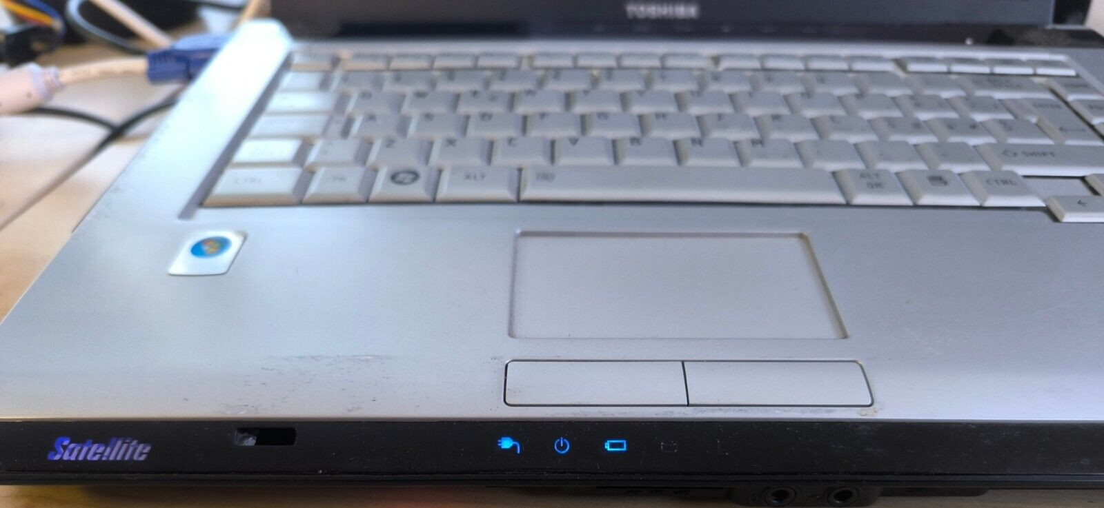 Toshiba Satellite A200-1L5 Intel Core 2 Duo T7300 2.00GHz 4GB RAM HDD 500GB