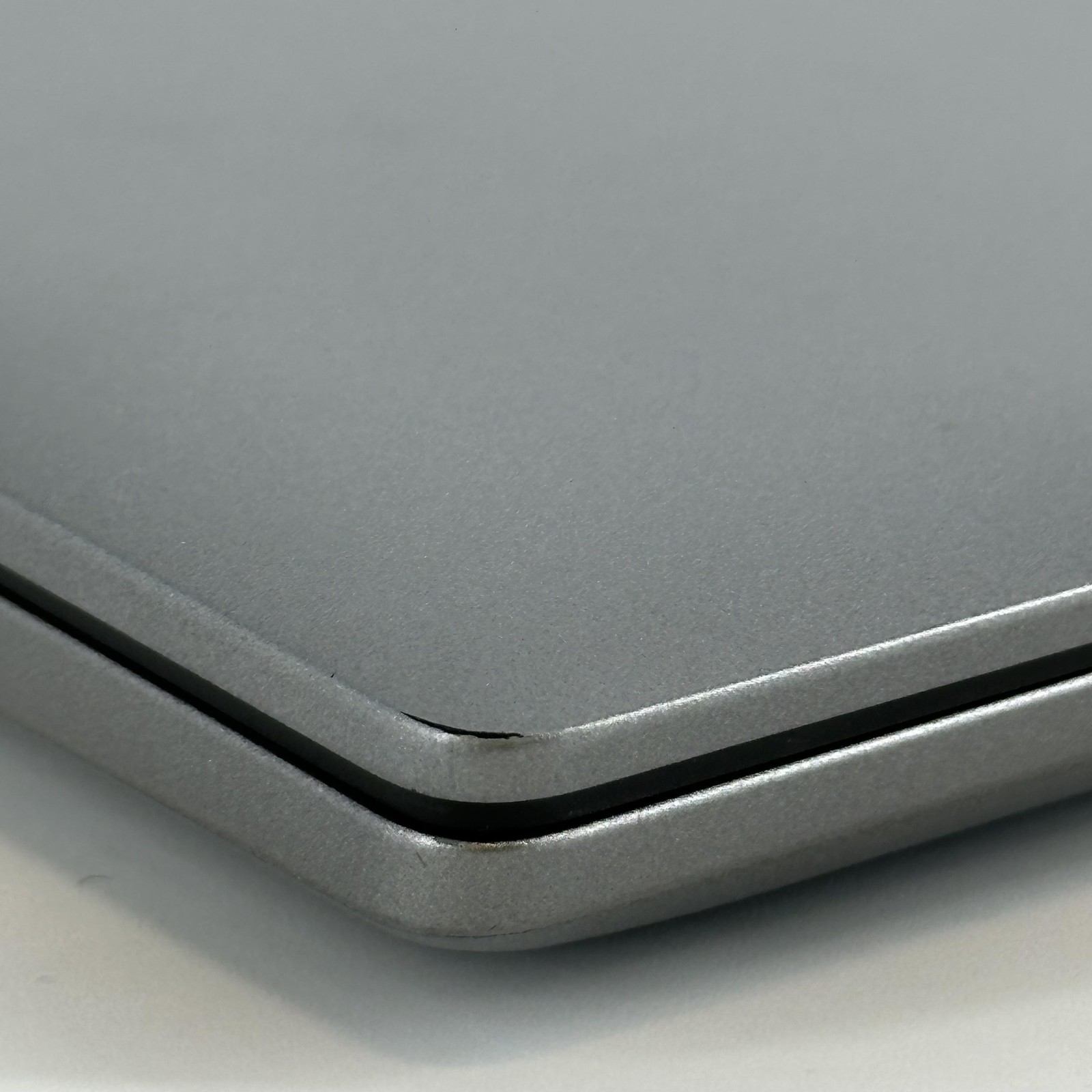 Dell Latitude 5440 14 Gray FHD TOUCH 1.9 GHz i7-1370P 32GB 512GB SSD Very Good