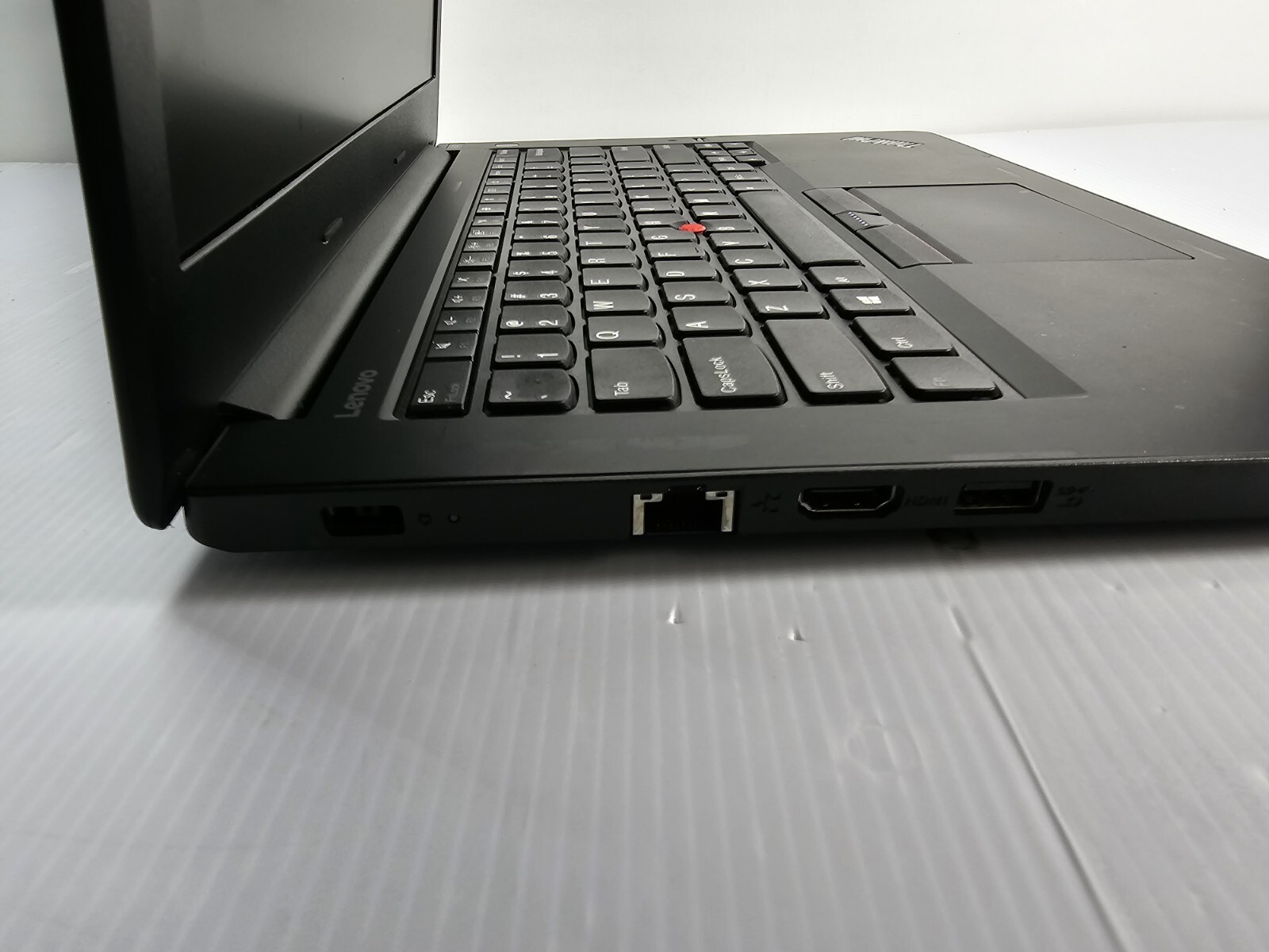 LENOVO ThinkPad LAPTOP E470 Intel Core i5- 4GB RAM NO HDD BROKEN SCREEN