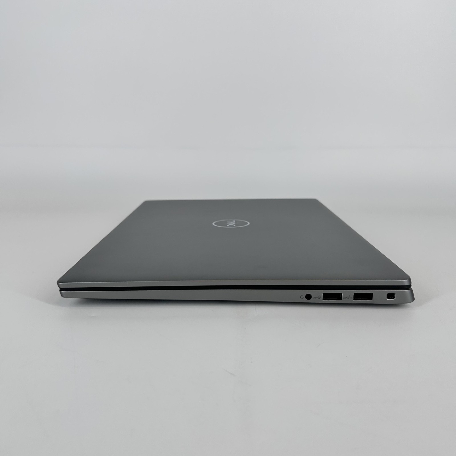 Dell Latitude 7640 16 Gray FHD+ 1.6 GHz i5-1345U 16GB 256GB SSD Good – LCD BLEED