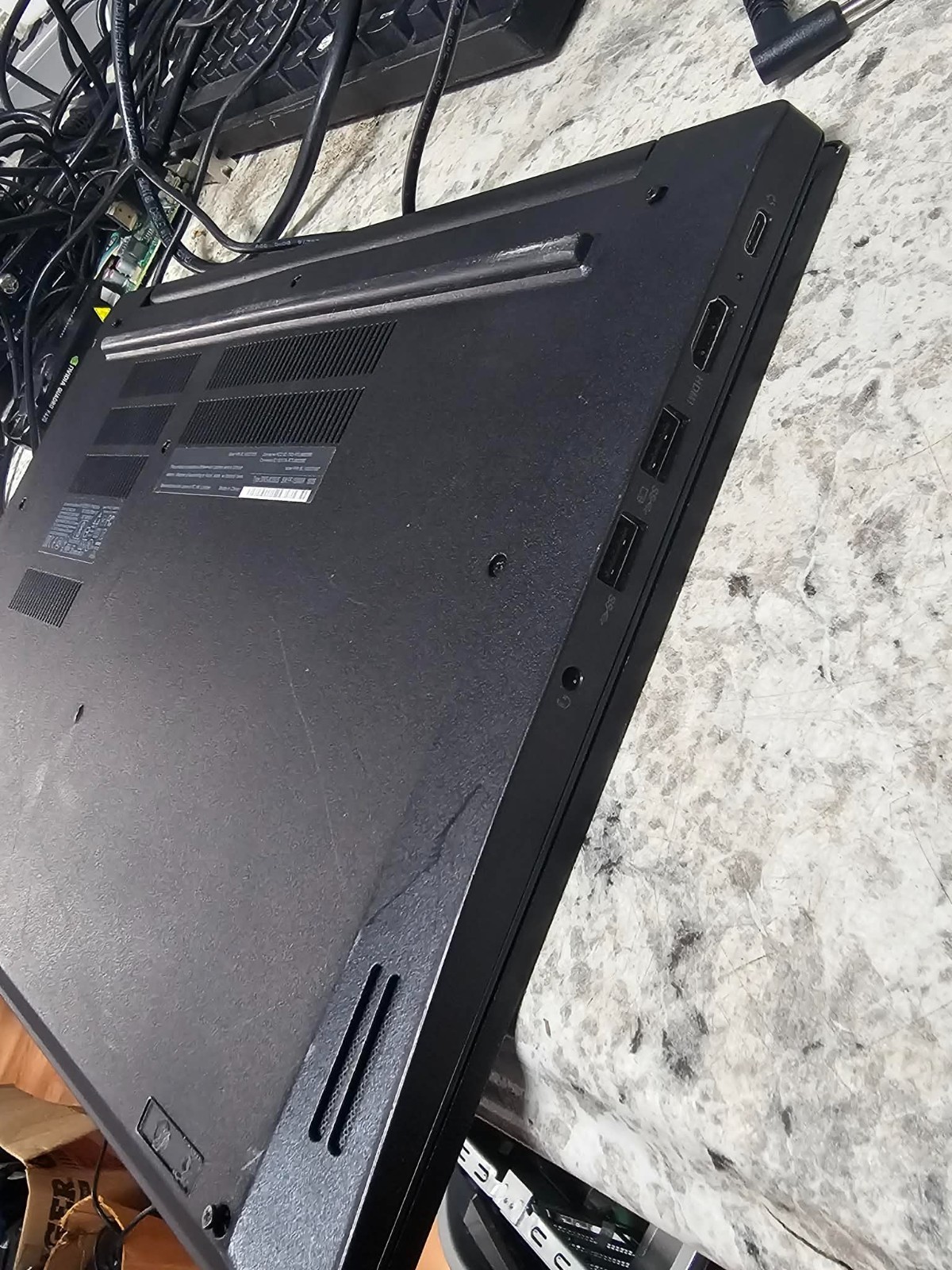 Clean Lenovo ThinkPad E580 15.6″ Laptop | i5-8250U 1.6GHz | 8GB | No HD OS/AC