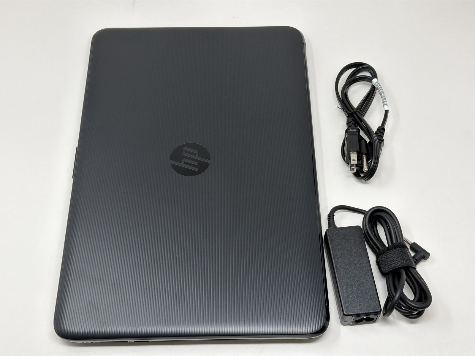 HP Notebook 15-ba015wm AMD E2-7110 1.8GHz 500GB HDD 4GB RAM 15.6in HD Black
