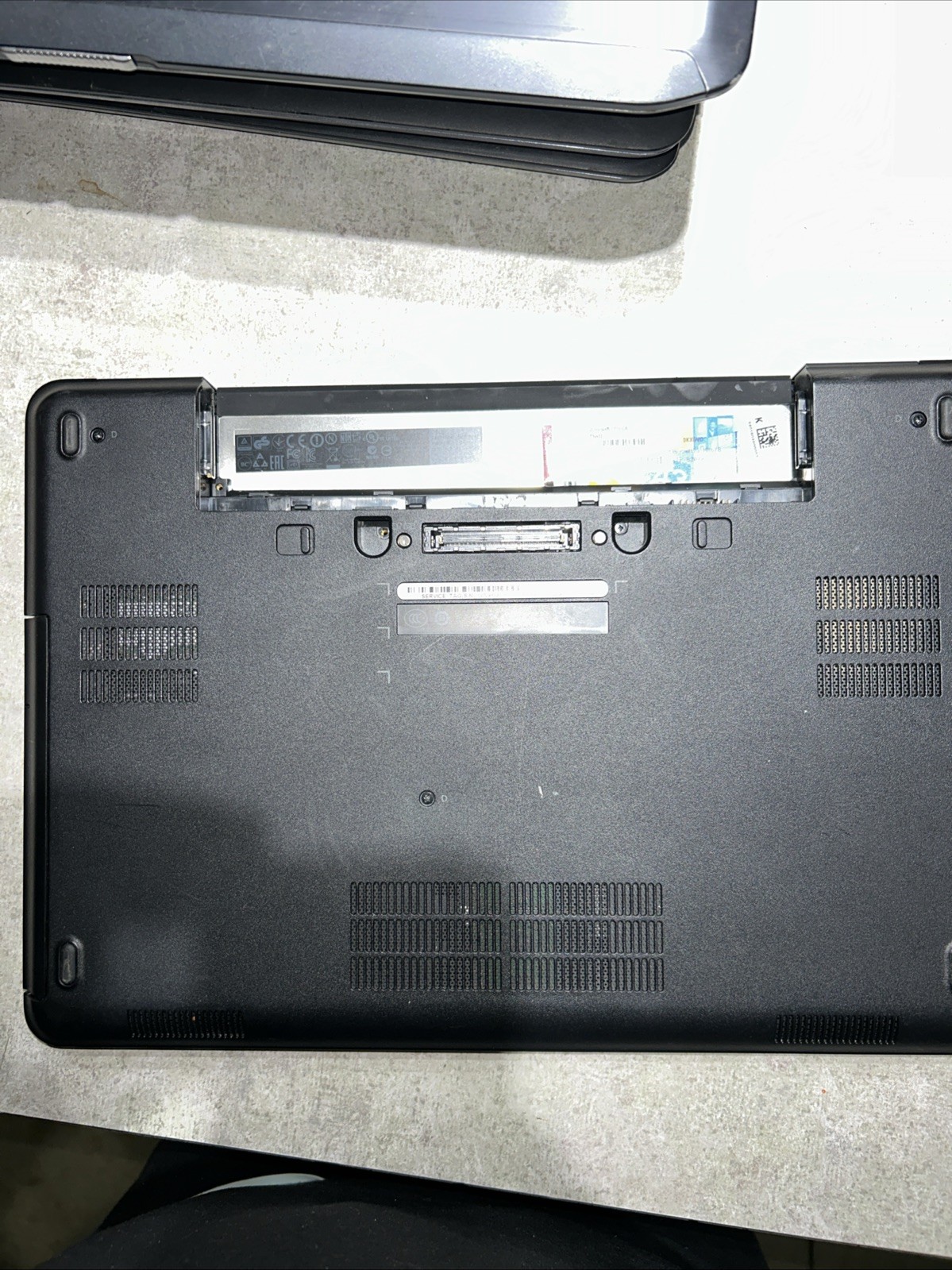 x1 – Dell Latitude E5440 i5-4310U VPRO@2.00GHz 8GB NO HDD No AC Adapter PARTS?