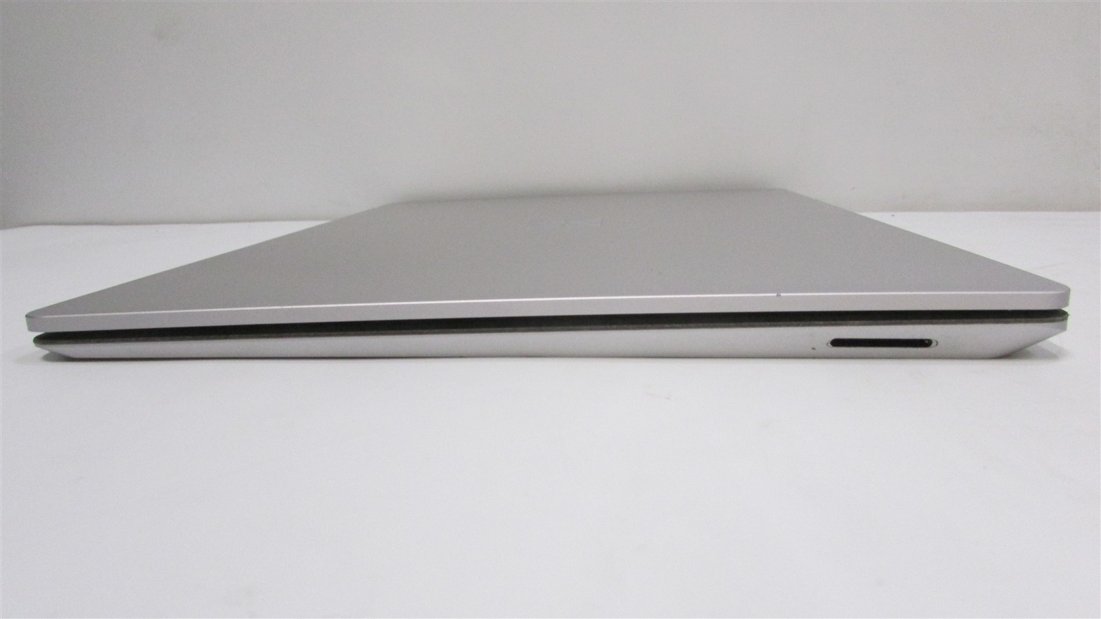 Microsoft Surface Laptop 3 1867 i7-1065G7 1.3GHz 16GB 512GB 13.5″ W11H SCRN DMG